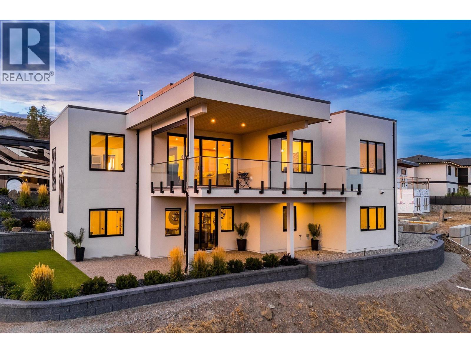 17499 Sanborn Street, Summerland, British Columbia  V0H 1Z0 - Photo 3 - 10364909