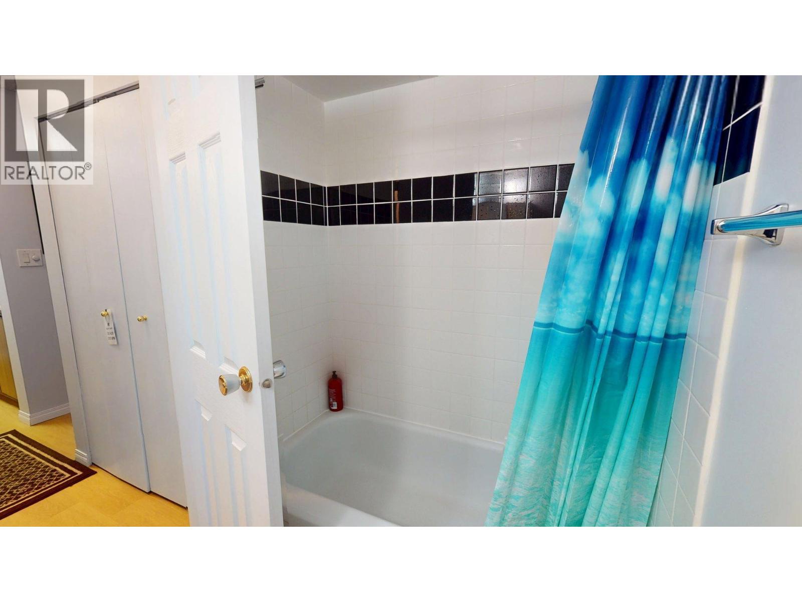 1335 Alpine Drive Unit# 202b, Elkford, British Columbia  V0B 1H0 - Photo 8 - 10365148