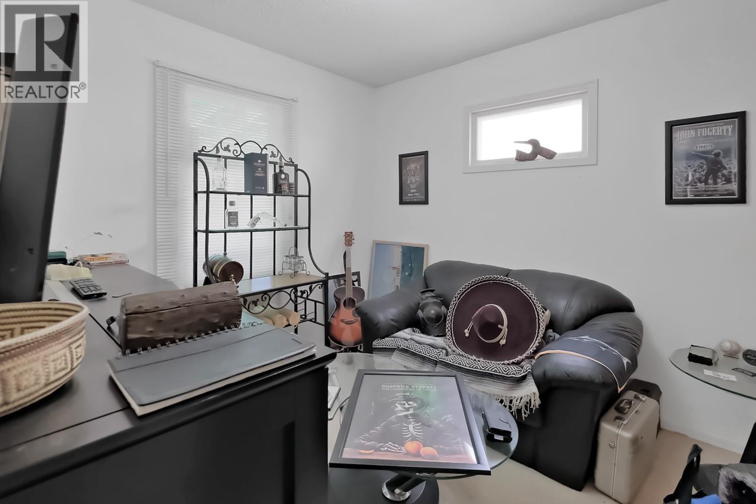 641 Papineau Street, Penticton, British Columbia  V2A 4X8 - Photo 7 - 10365378