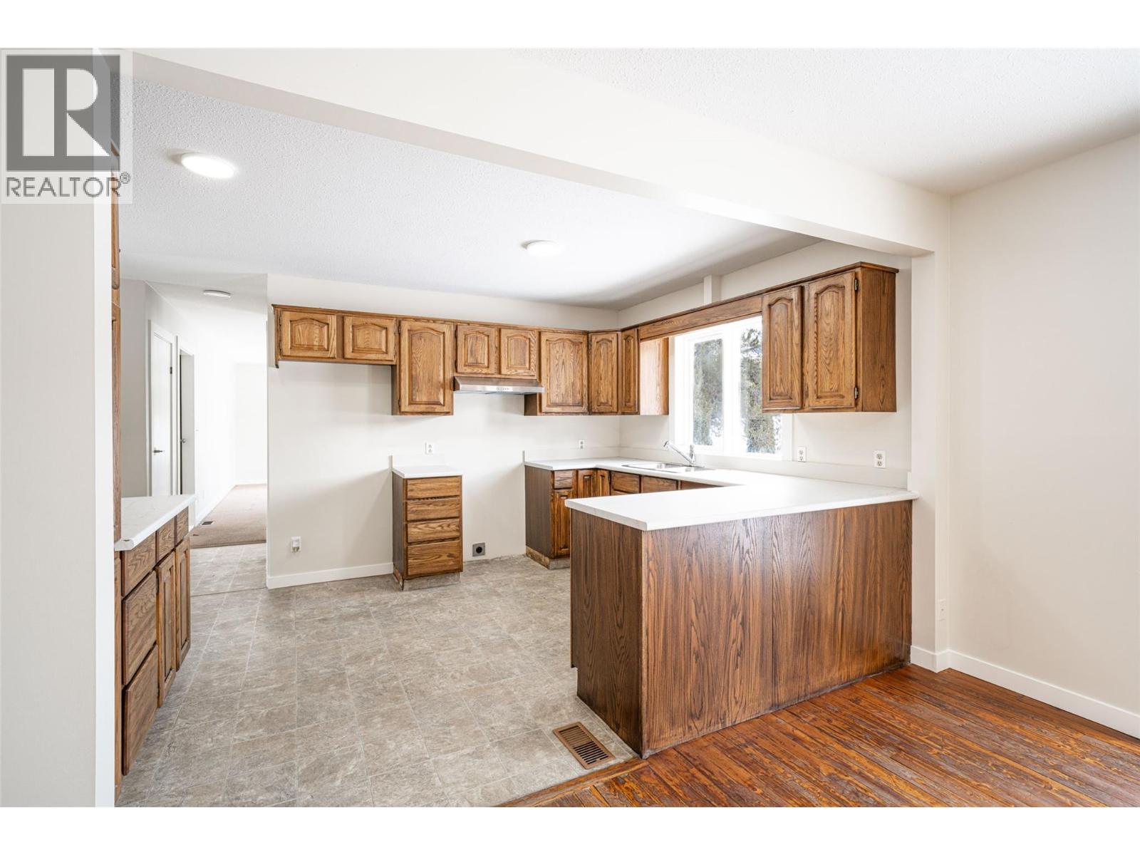 1852 Trinity Valley Road, Lumby, British Columbia  V0E 2G4 - Photo 30 - 10364854