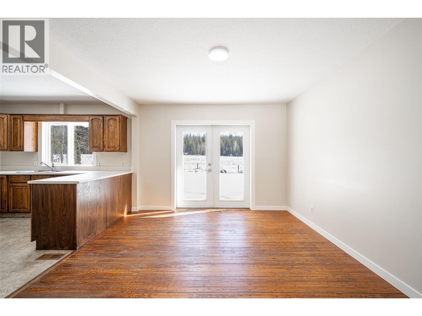 1852 Trinity Valley Road, Lumby, British Columbia  V0E 2G4 - Photo 36 - 10364854