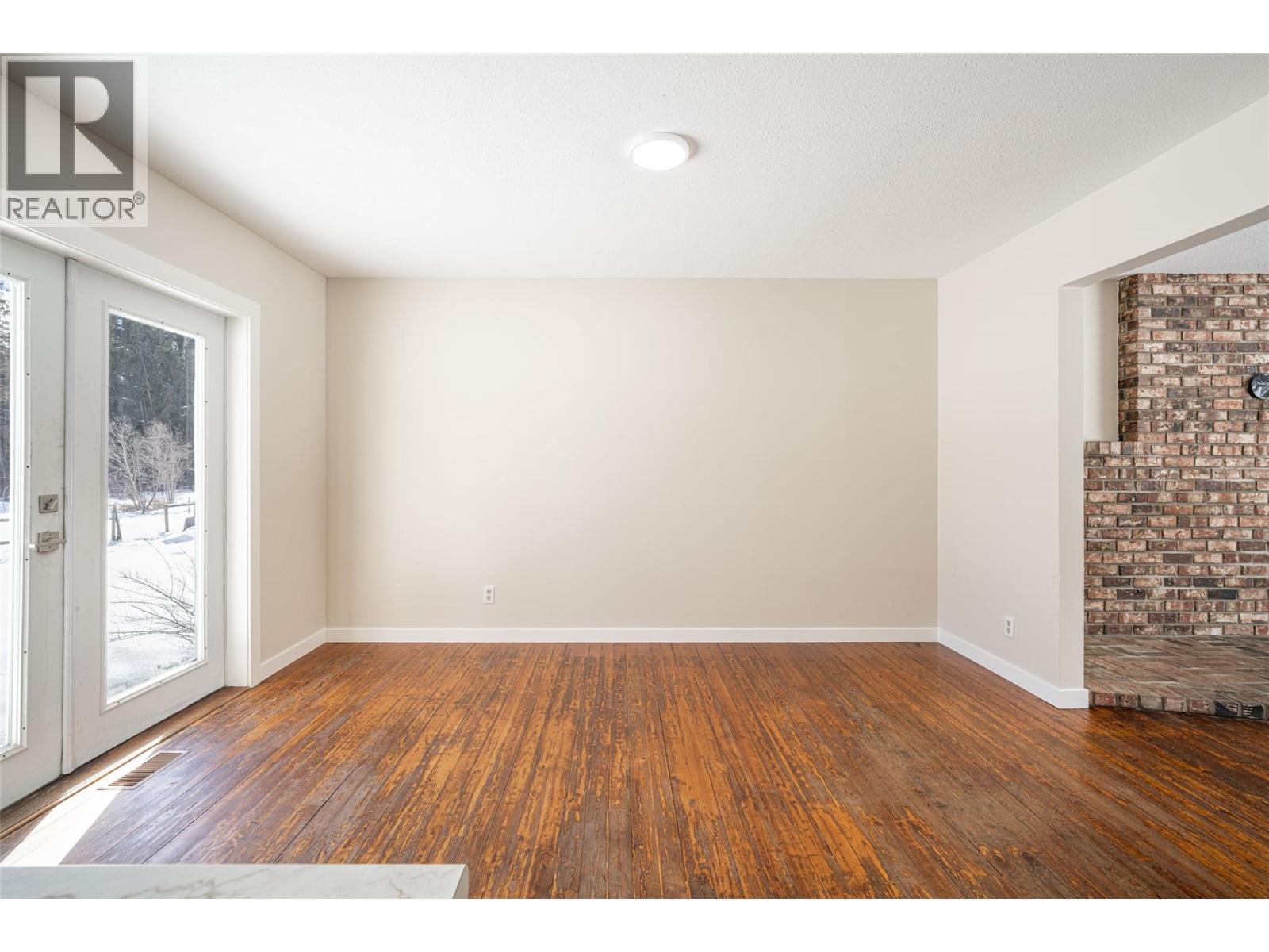 1852 Trinity Valley Road, Lumby, British Columbia  V0E 2G4 - Photo 37 - 10364854