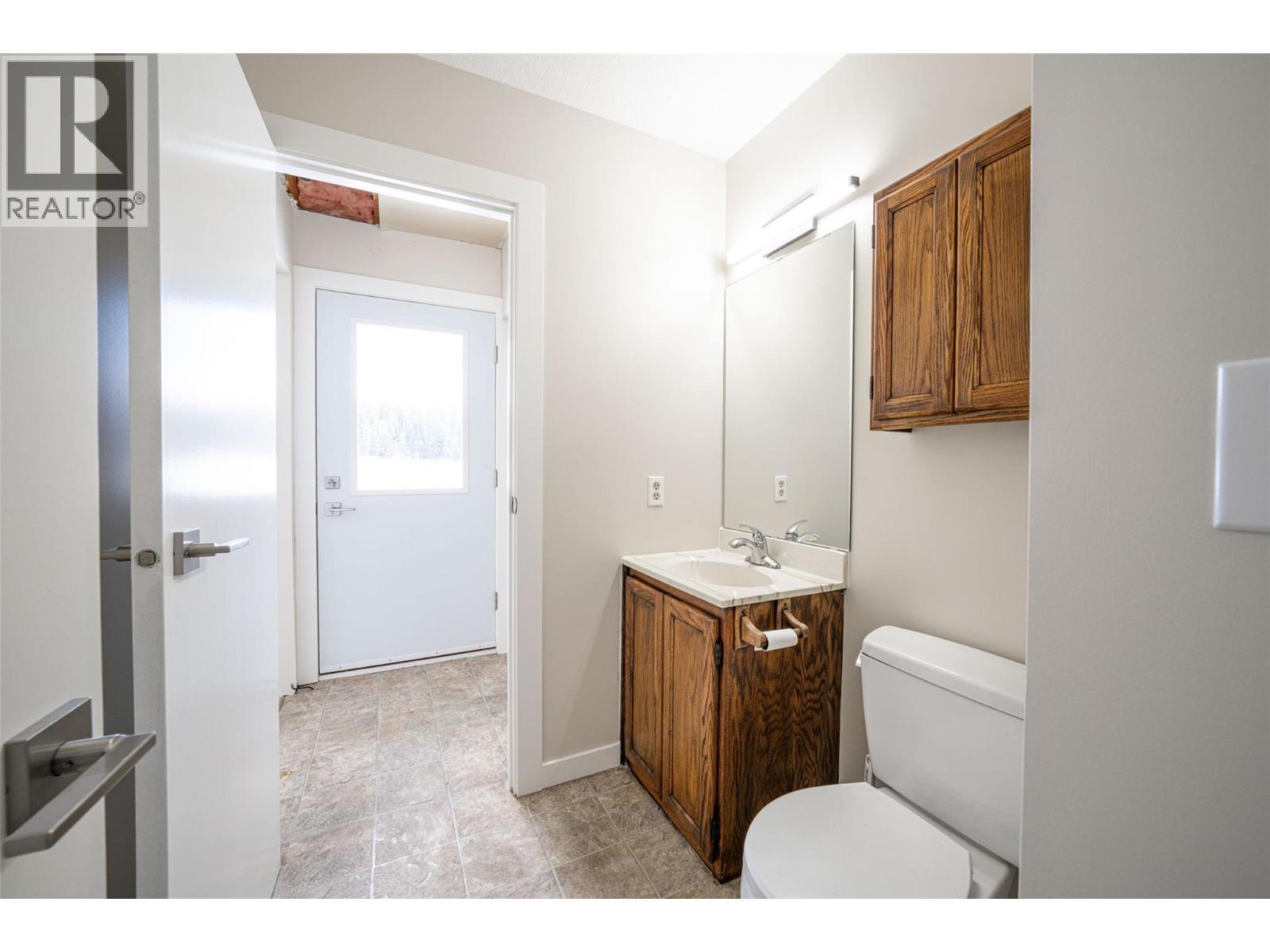 1852 Trinity Valley Road, Lumby, British Columbia  V0E 2G4 - Photo 46 - 10364854