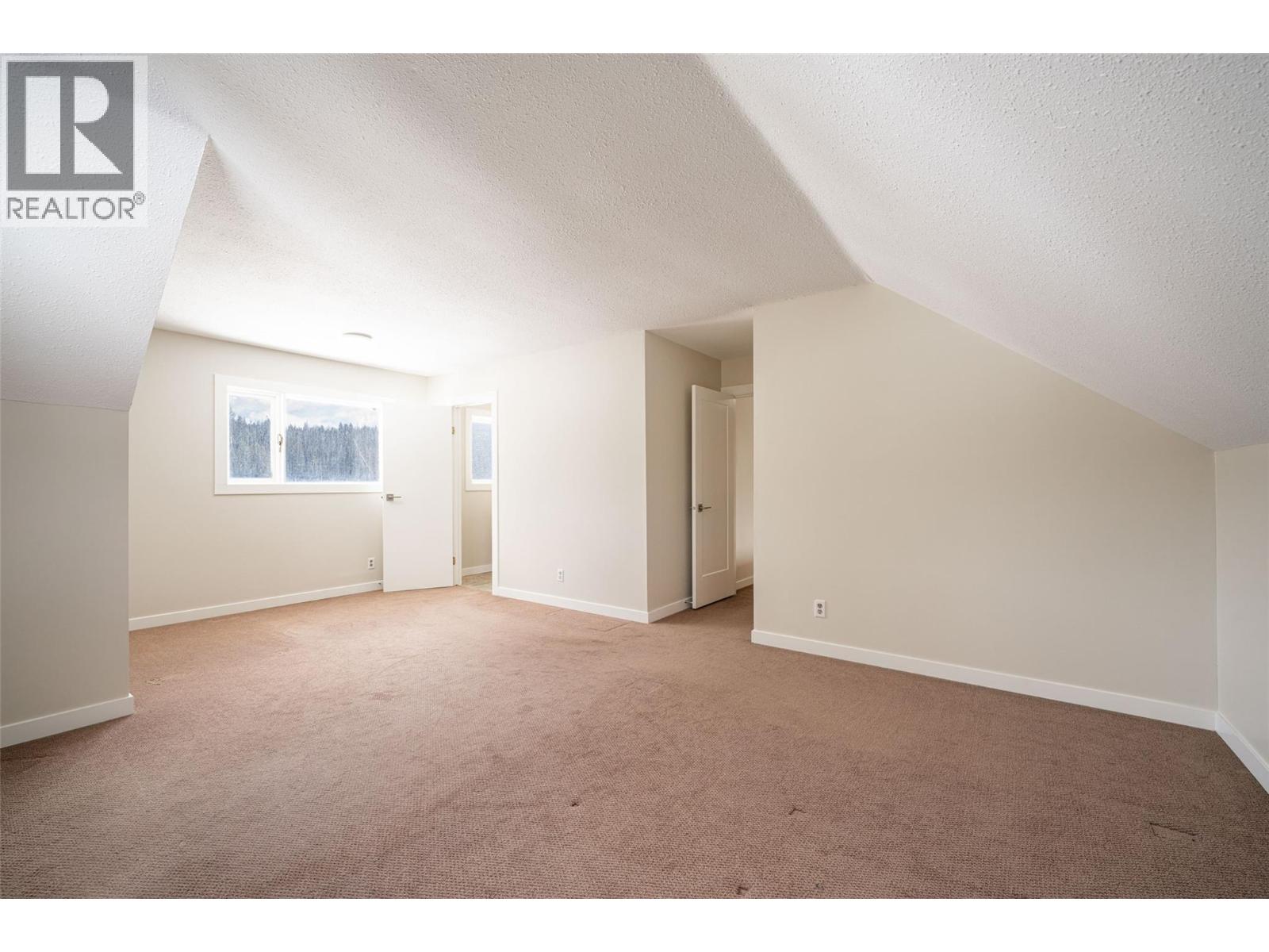 1852 Trinity Valley Road, Lumby, British Columbia  V0E 2G4 - Photo 57 - 10364854