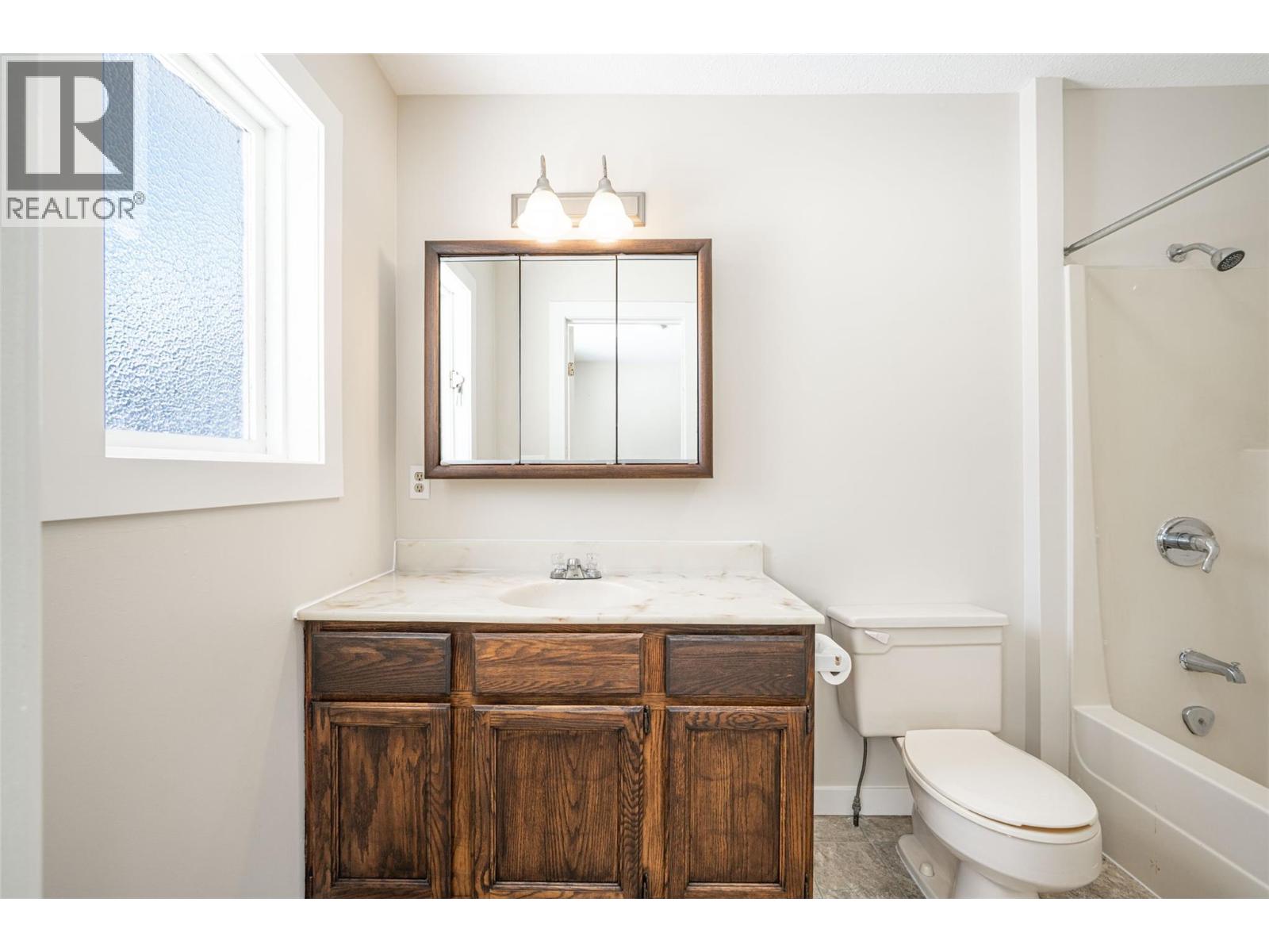1852 Trinity Valley Road, Lumby, British Columbia  V0E 2G4 - Photo 58 - 10364854