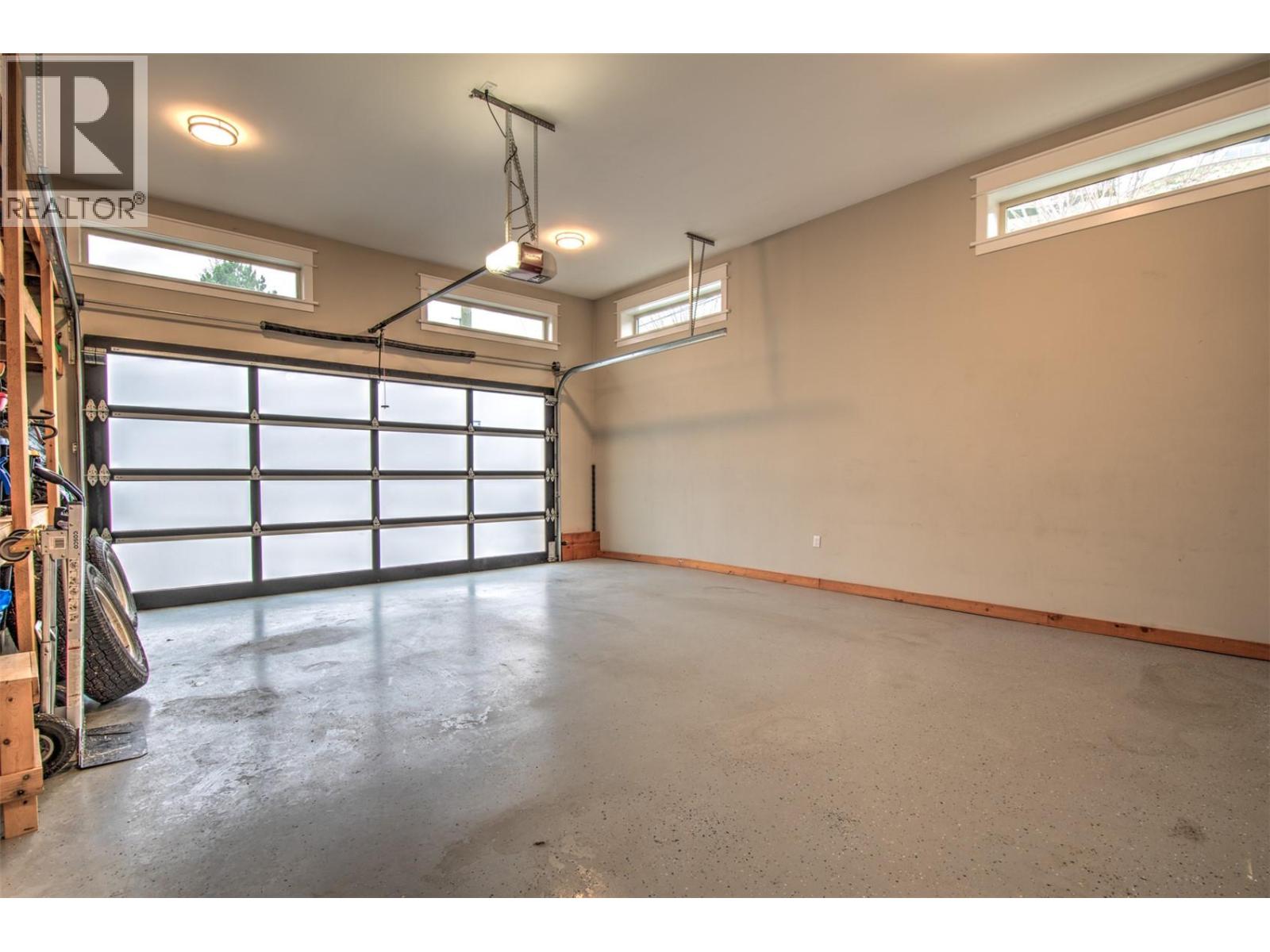 7509 Kennedy Lane Lane, Vernon, British Columbia  V1H 1C4 - Photo 32 - 10365389