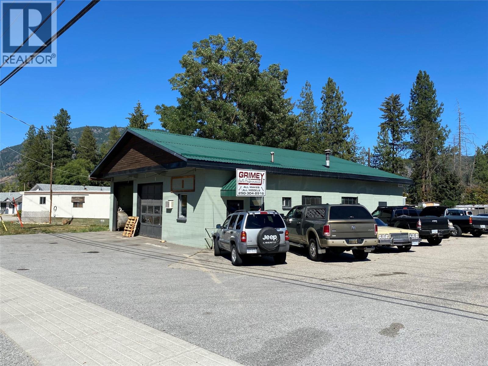 1501 Columbia Avenue, Castlegar, British Columbia  V1N 1H8 - Photo 15 - 10365360