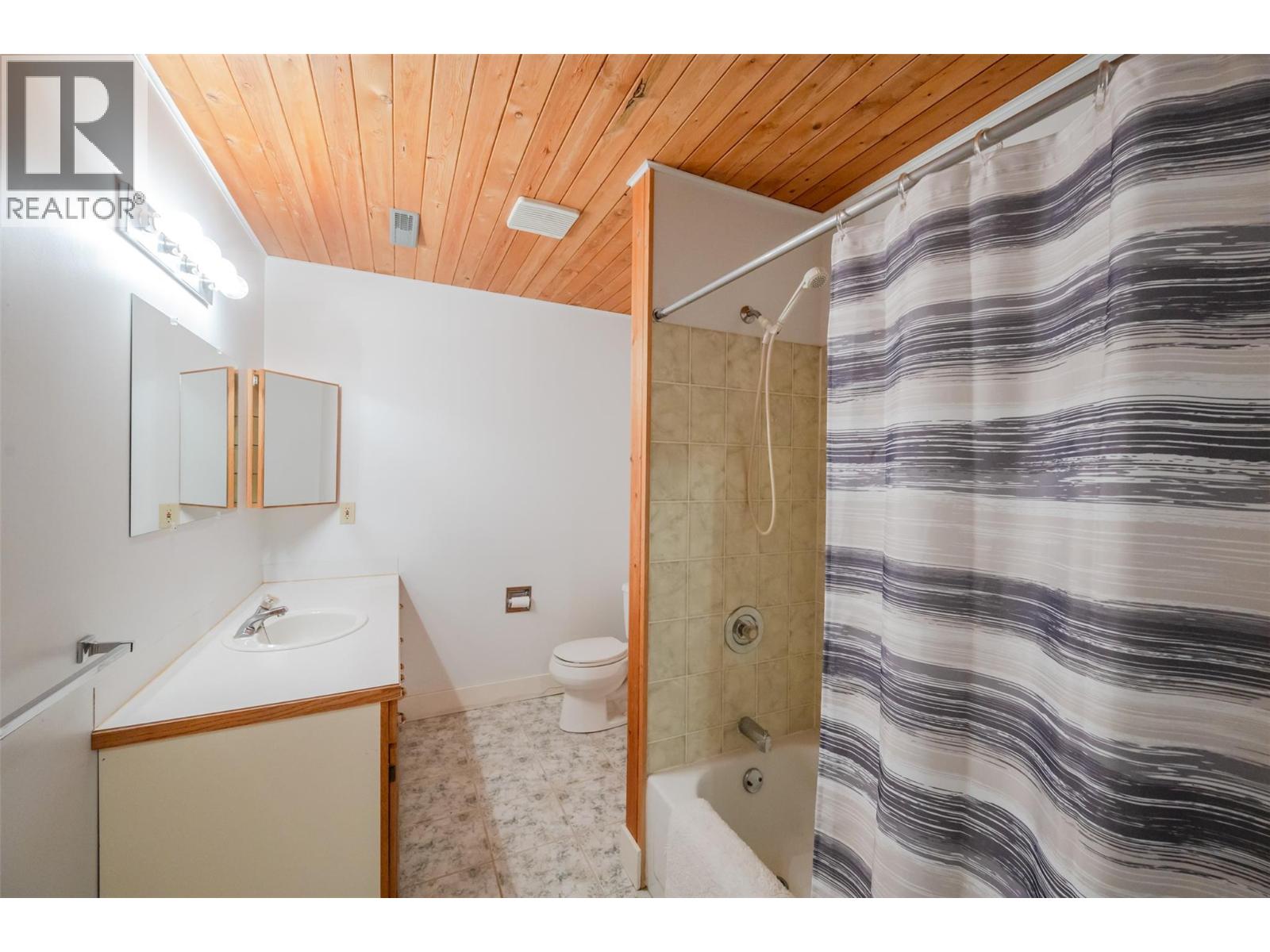 8015 Victoria Road S, Summerland, British Columbia  V0H 1Z2 - Photo 51 - 10365413