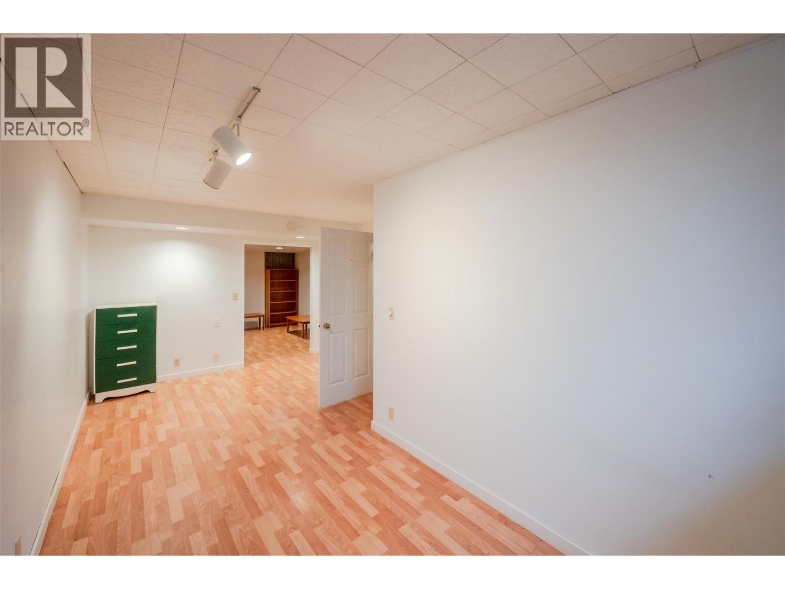 8015 Victoria Road S, Summerland, British Columbia  V0H 1Z2 - Photo 54 - 10365413