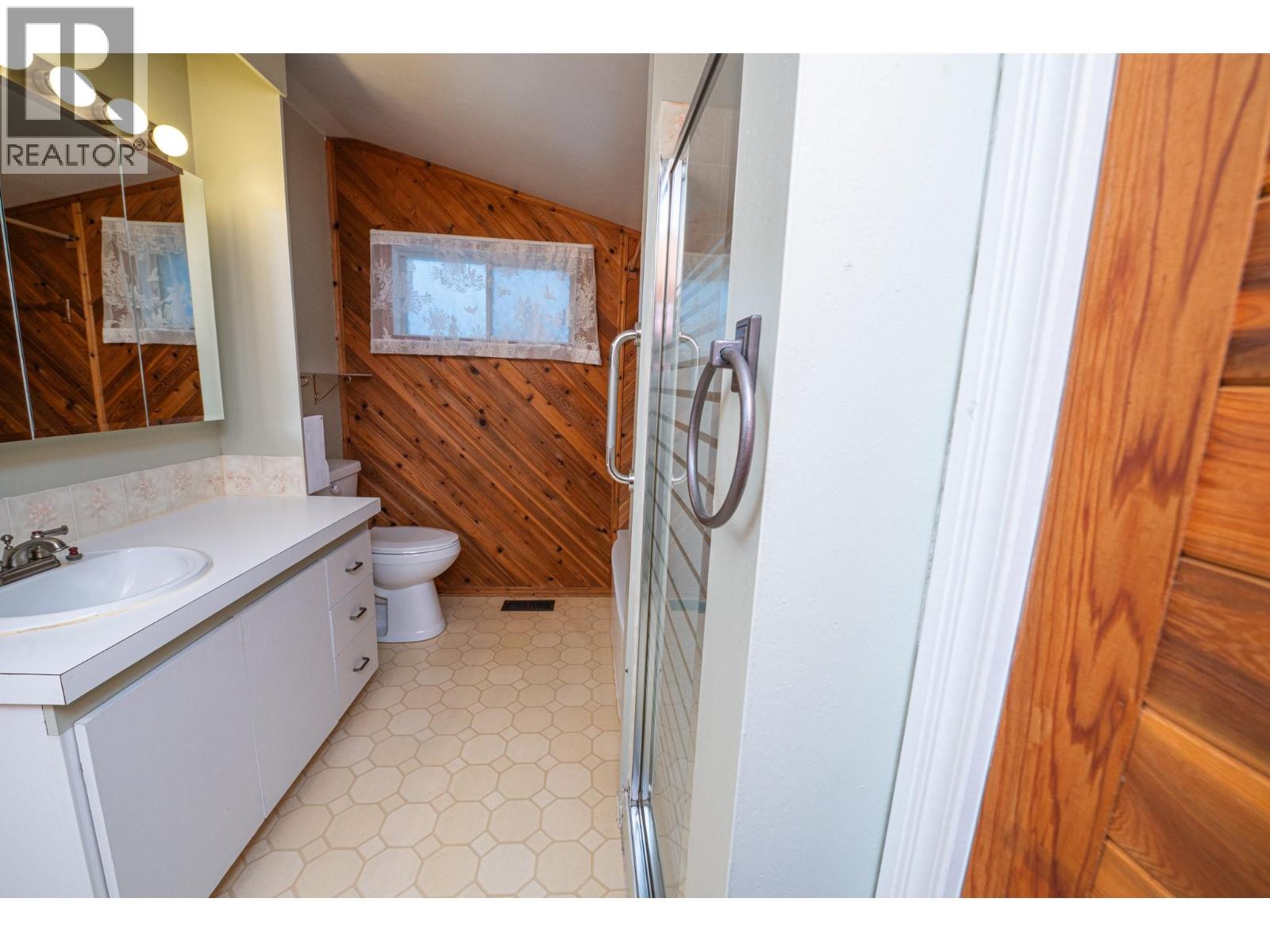 1832 Hurl Street, Creston, British Columbia  V0B 1G5 - Photo 21 - 10365402