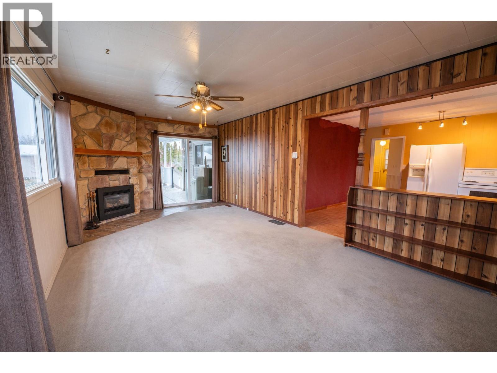 1832 Hurl Street, Creston, British Columbia  V0B 1G5 - Photo 9 - 10365402