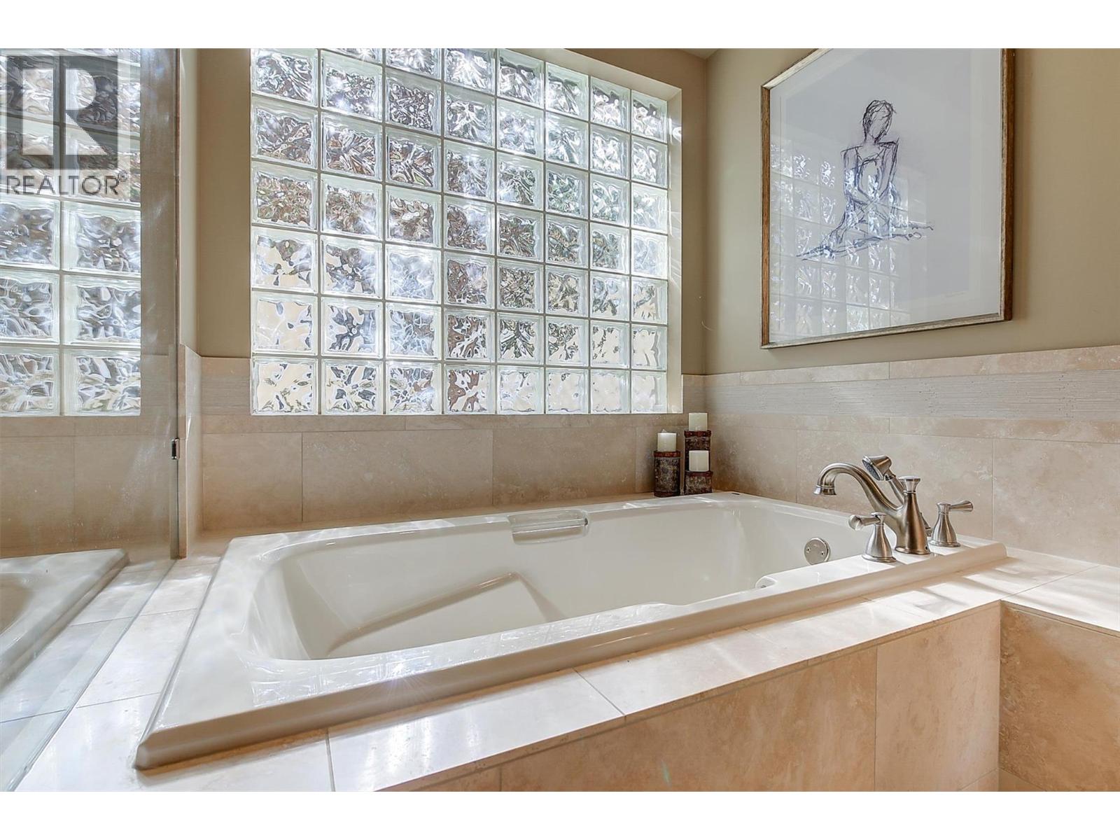 3875 Gallaghers Parkway, Kelowna, British Columbia  V1W 3Z8 - Photo 40 - 10365193