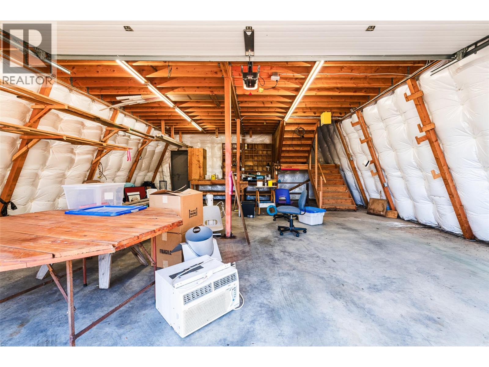 7698 3 Highway, Yahk, British Columbia  V0B 2P0 - Photo 31 - 10365419