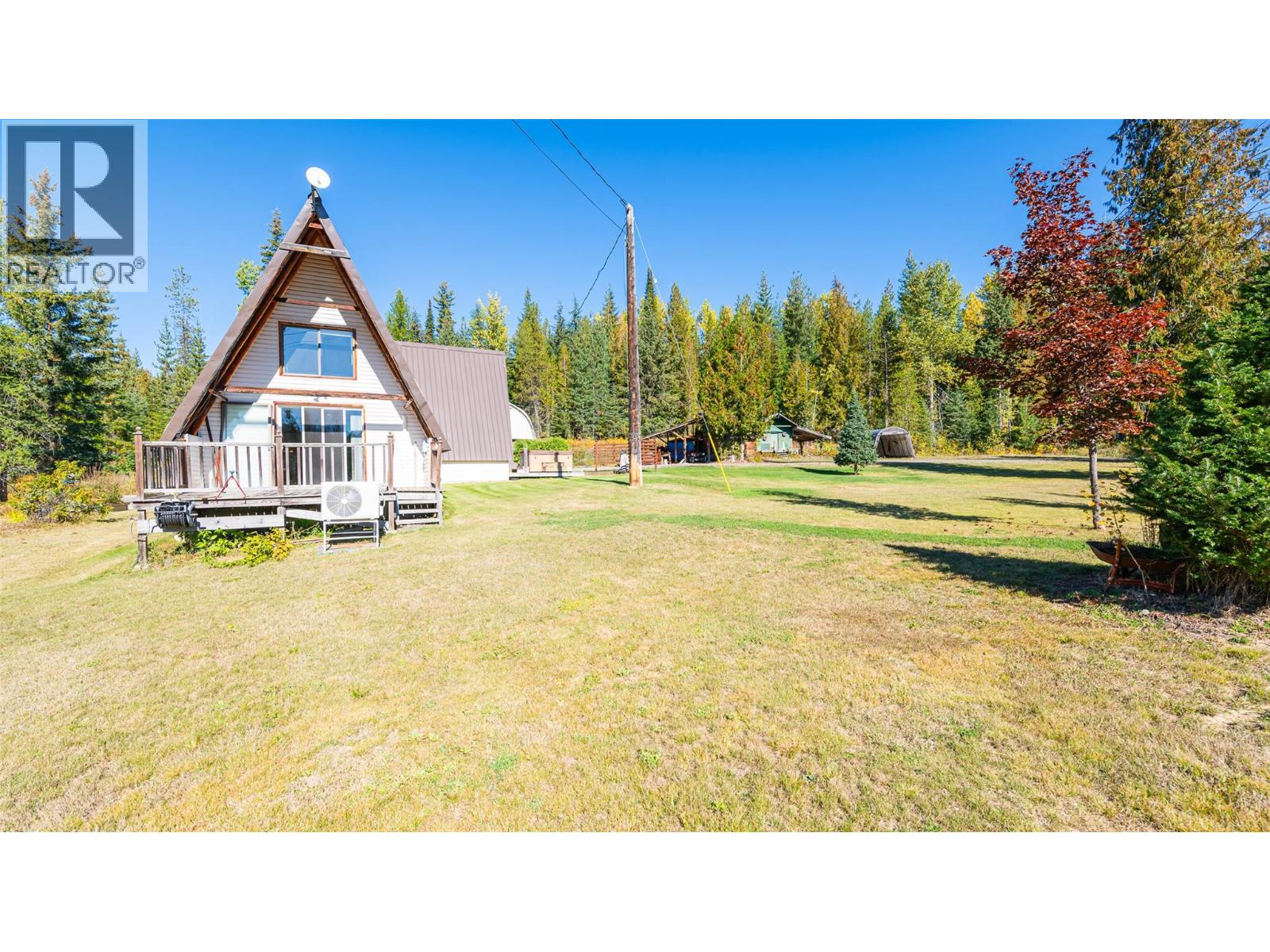 7698 3 Highway, Yahk, British Columbia  V0B 2P0 - Photo 38 - 10365419
