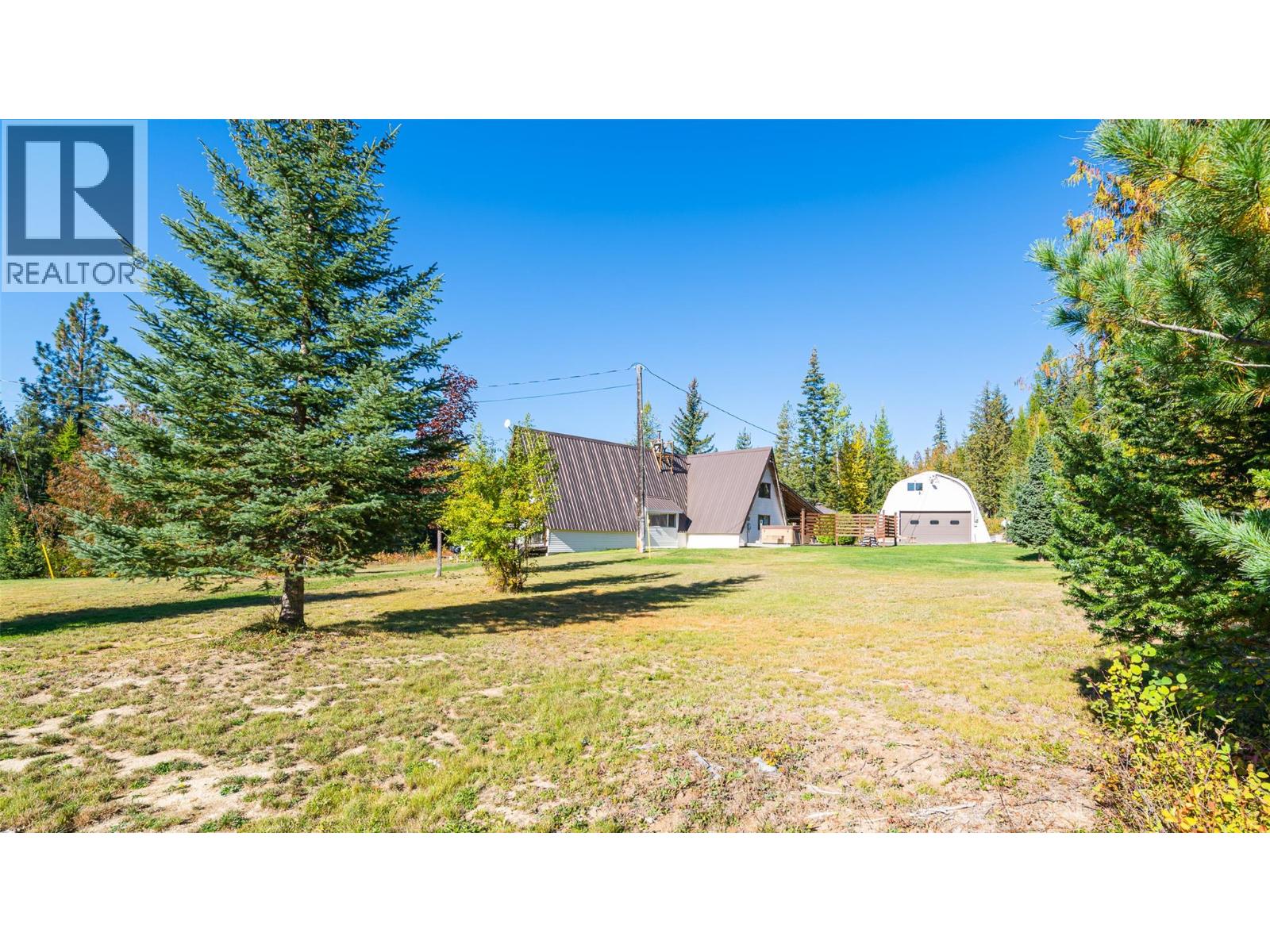 7698 3 Highway, Yahk, British Columbia  V0B 2P0 - Photo 40 - 10365419