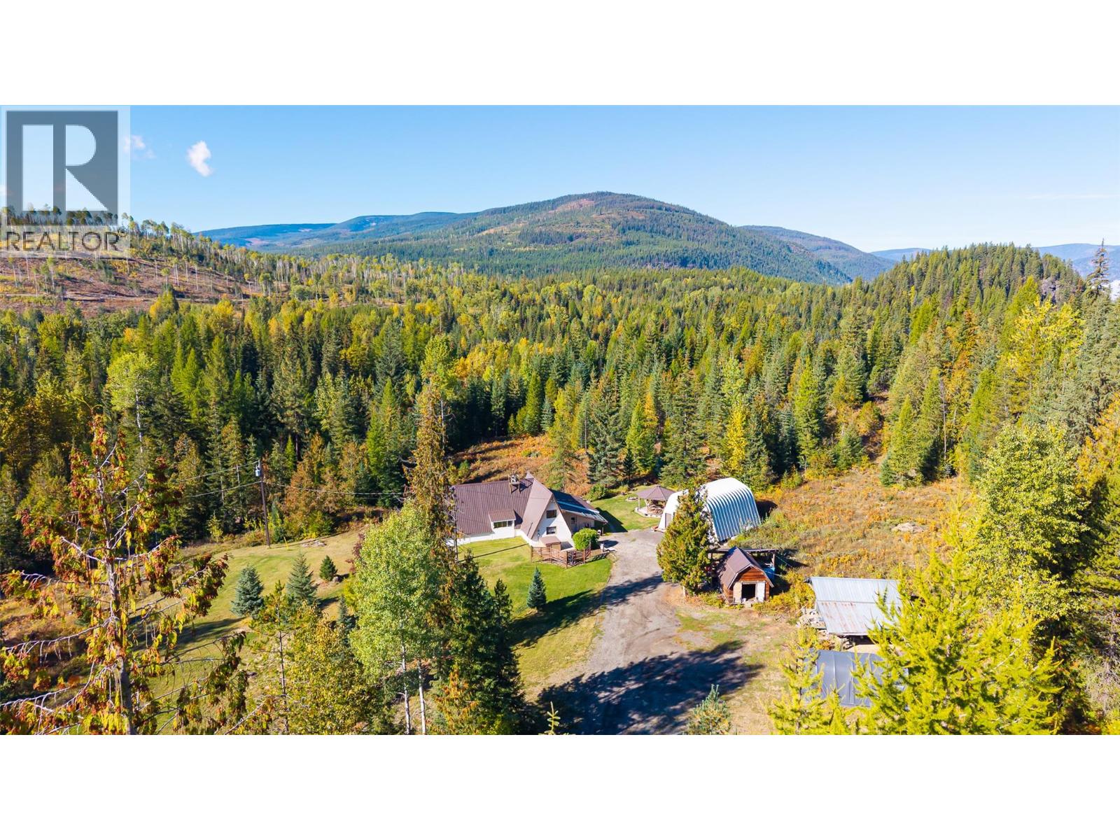7698 3 Highway, Yahk, British Columbia  V0B 2P0 - Photo 51 - 10365419