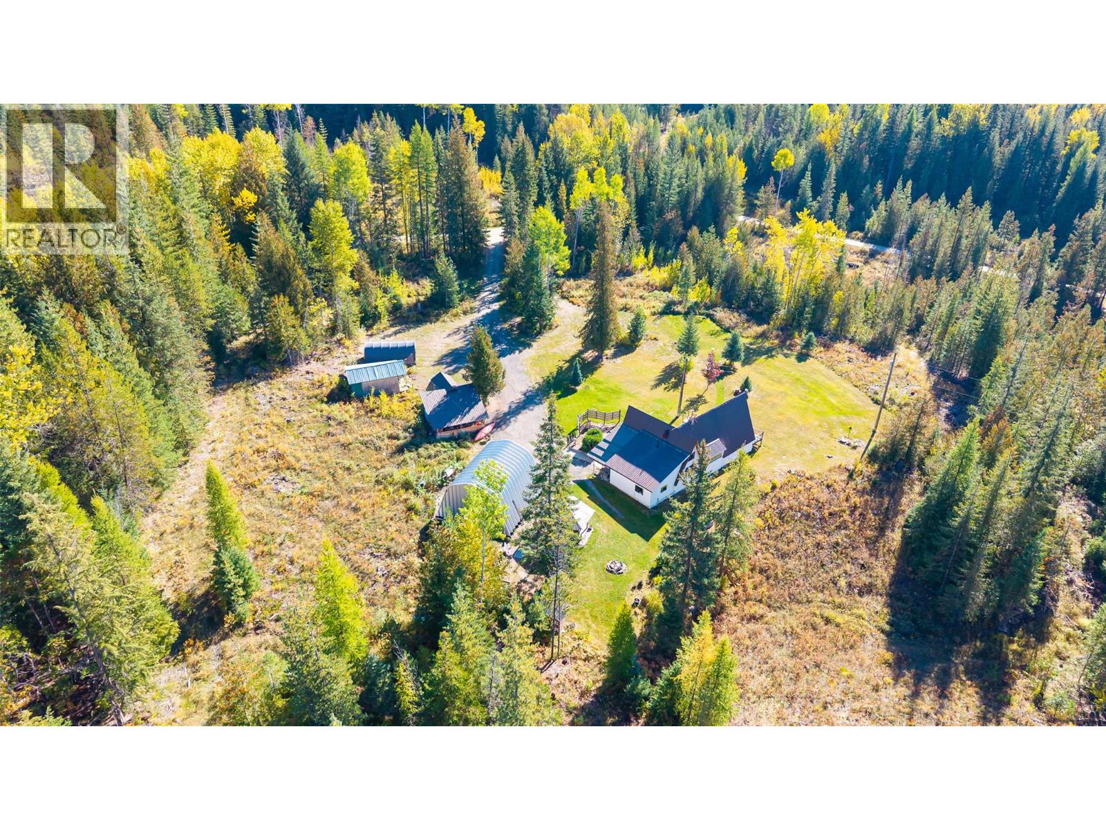 7698 3 Highway, Yahk, British Columbia  V0B 2P0 - Photo 53 - 10365419