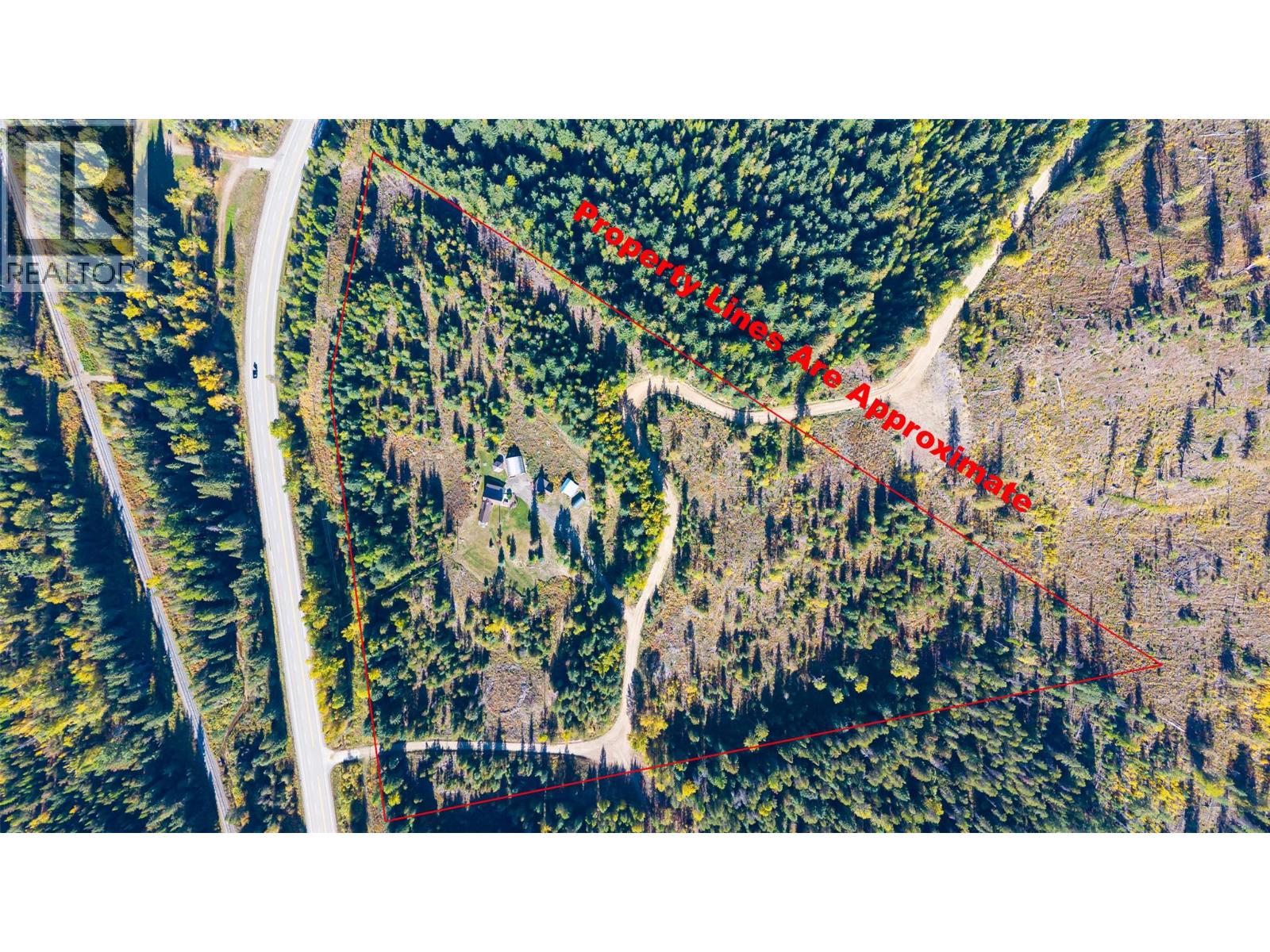 7698 3 Highway, Yahk, British Columbia  V0B 2P0 - Photo 61 - 10365419