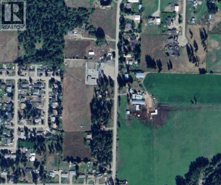 423 Whitevale Road, Lumby, British Columbia  V0E 2G7 - Photo 2 - 10365181