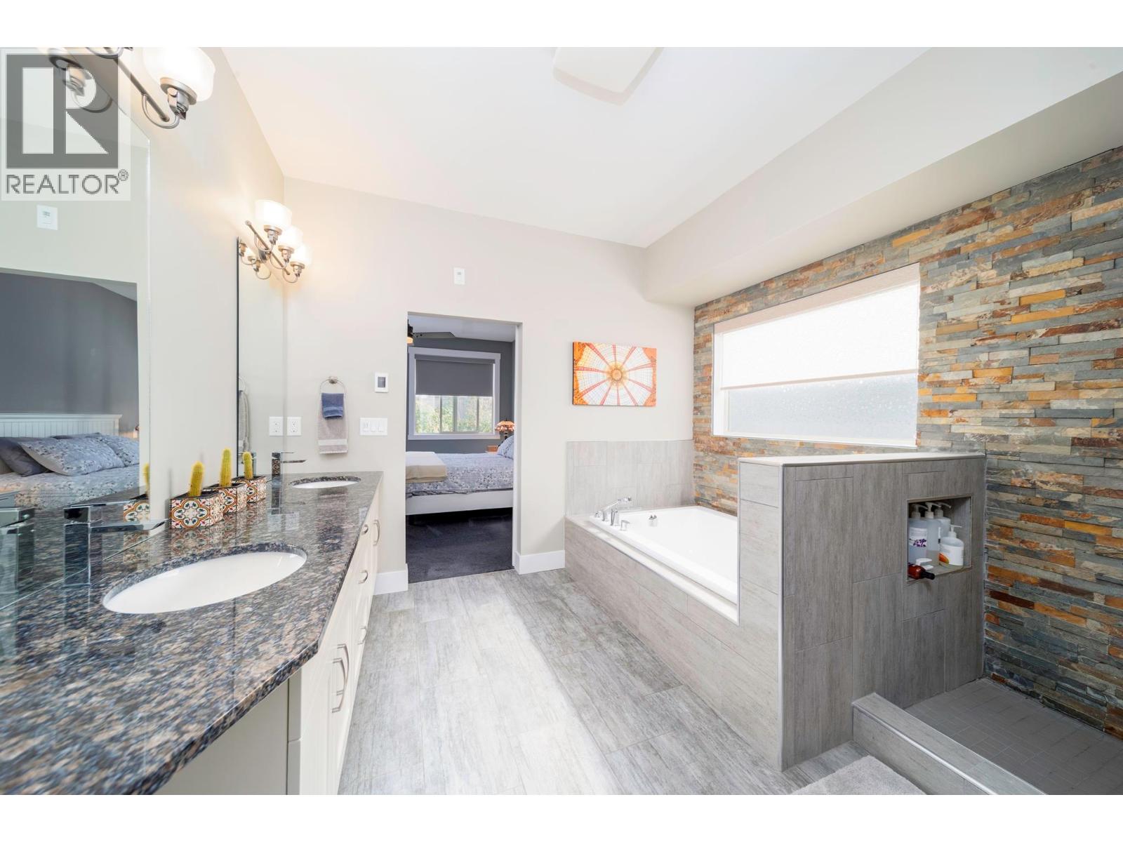 13053 Shoreline Drive, Lake Country, British Columbia  V4V 2N8 - Photo 39 - 10364638