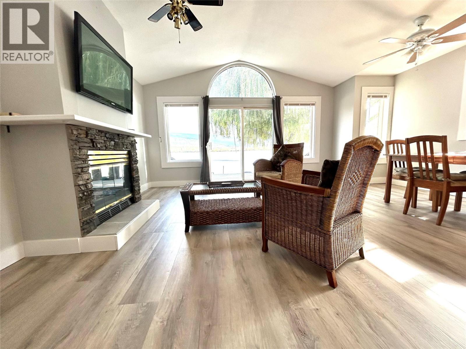 7841 97 Highway Unit# 54, Kelowna, British Columbia  V4V 1E7 - Photo 4 - 10365393