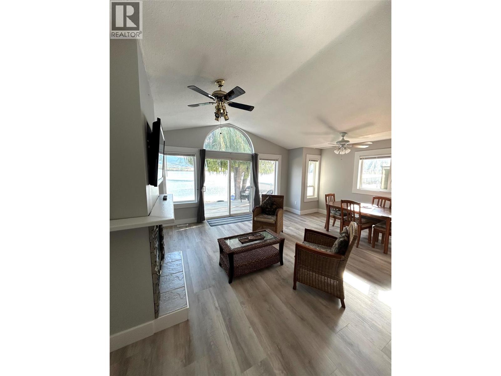 7841 97 Highway Unit# 54, Kelowna, British Columbia  V4V 1E7 - Photo 6 - 10365393