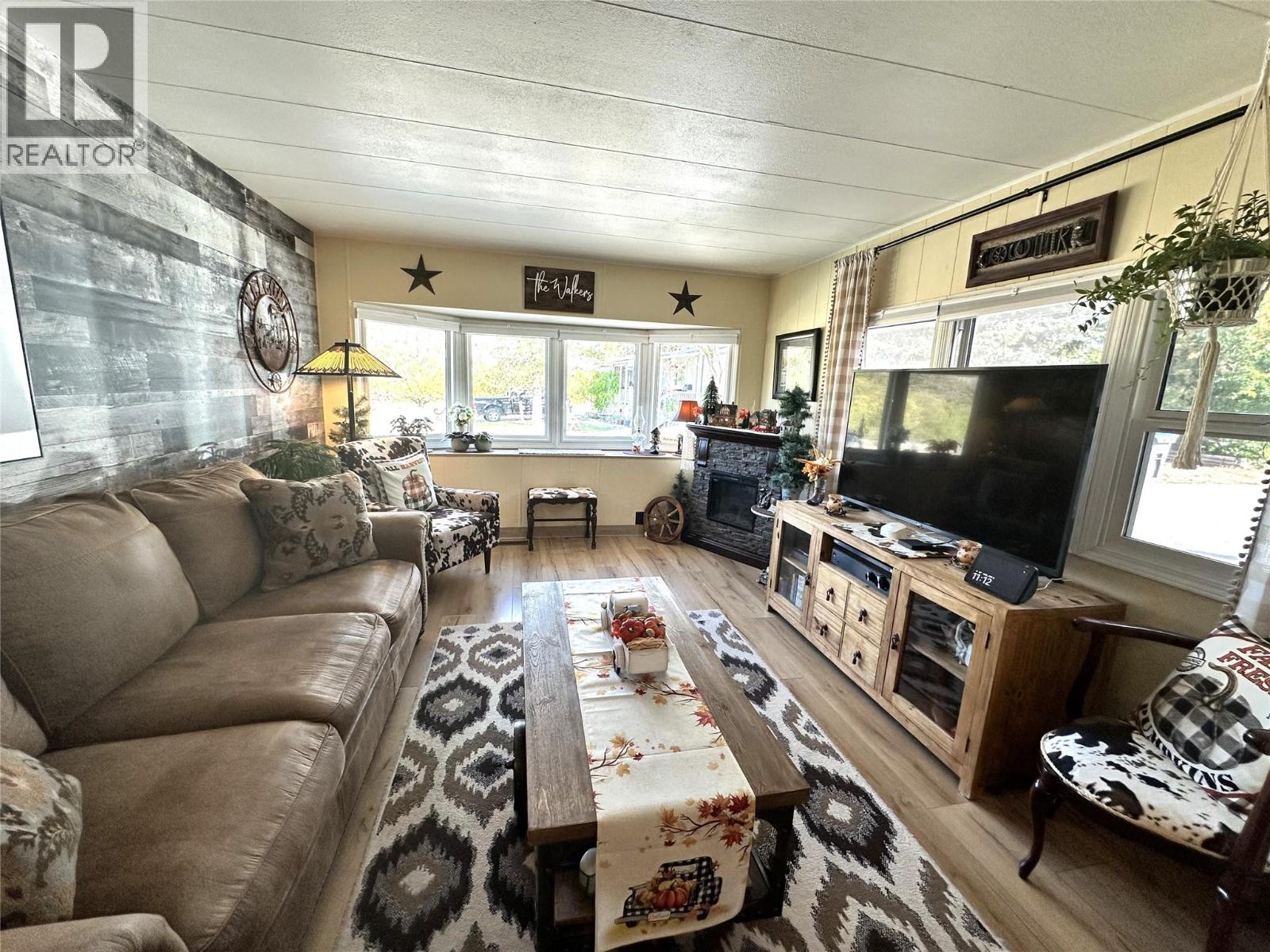 146 Willow Court Unit# 6b, Oliver, British Columbia  V0H 1T2 - Photo 2 - 10365520