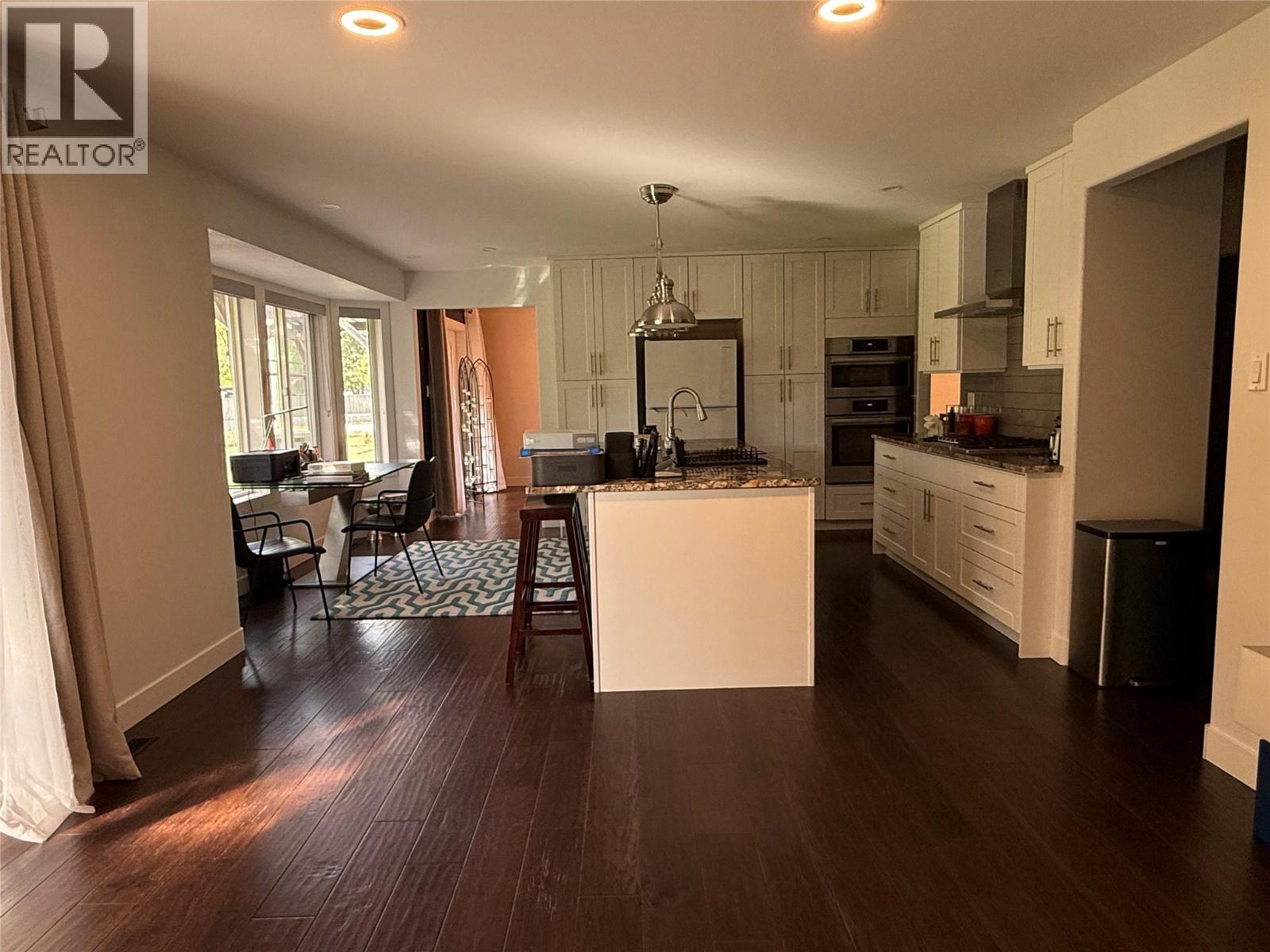 11530 Turtle Bay Court, Lake Country, British Columbia  V4V 1X9 - Photo 10 - 10365456