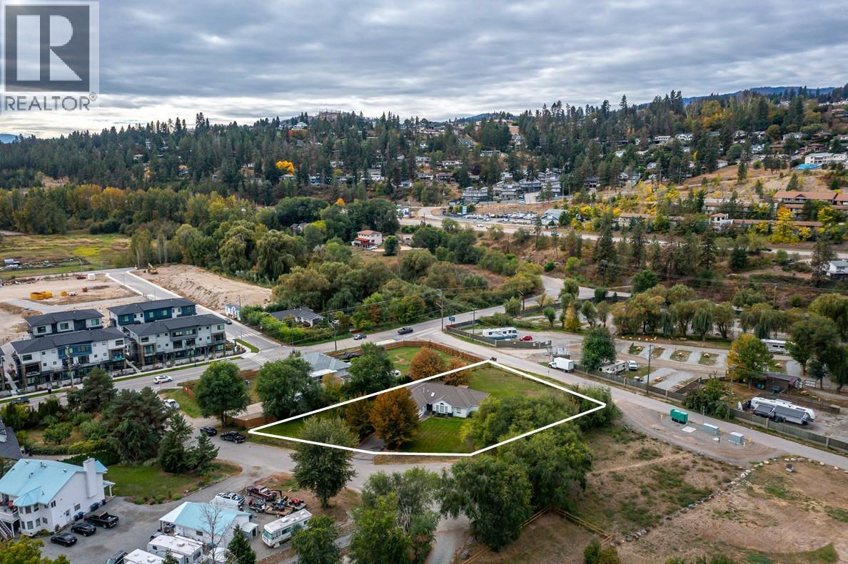 11530 Turtle Bay Court, Lake Country, British Columbia  V4V 1X9 - Photo 6 - 10365456