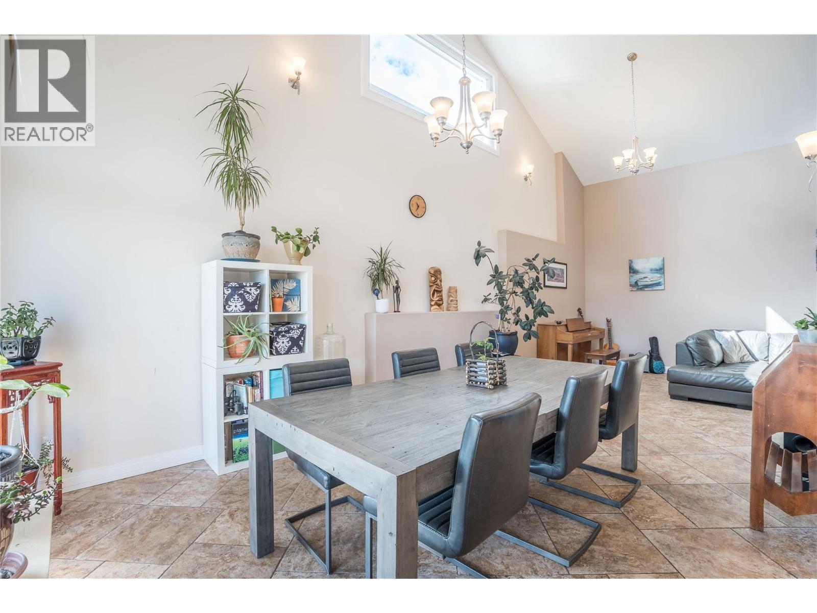 6220 Simpson Road, Summerland, British Columbia  V0H 1Z2 - Photo 9 - 10364622