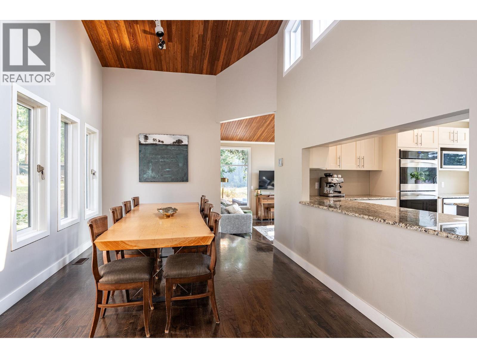 2626 Airport Way, Revelstoke, British Columbia  V0E 2S3 - Photo 22 - 10362336