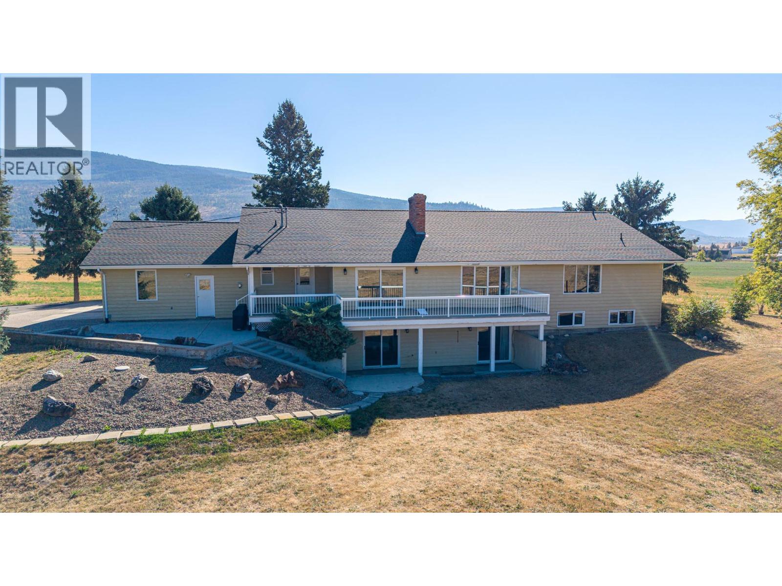 683 Clinton Road, Spallumcheen, British Columbia  V4Y 0P3 - Photo 10 - 10363368