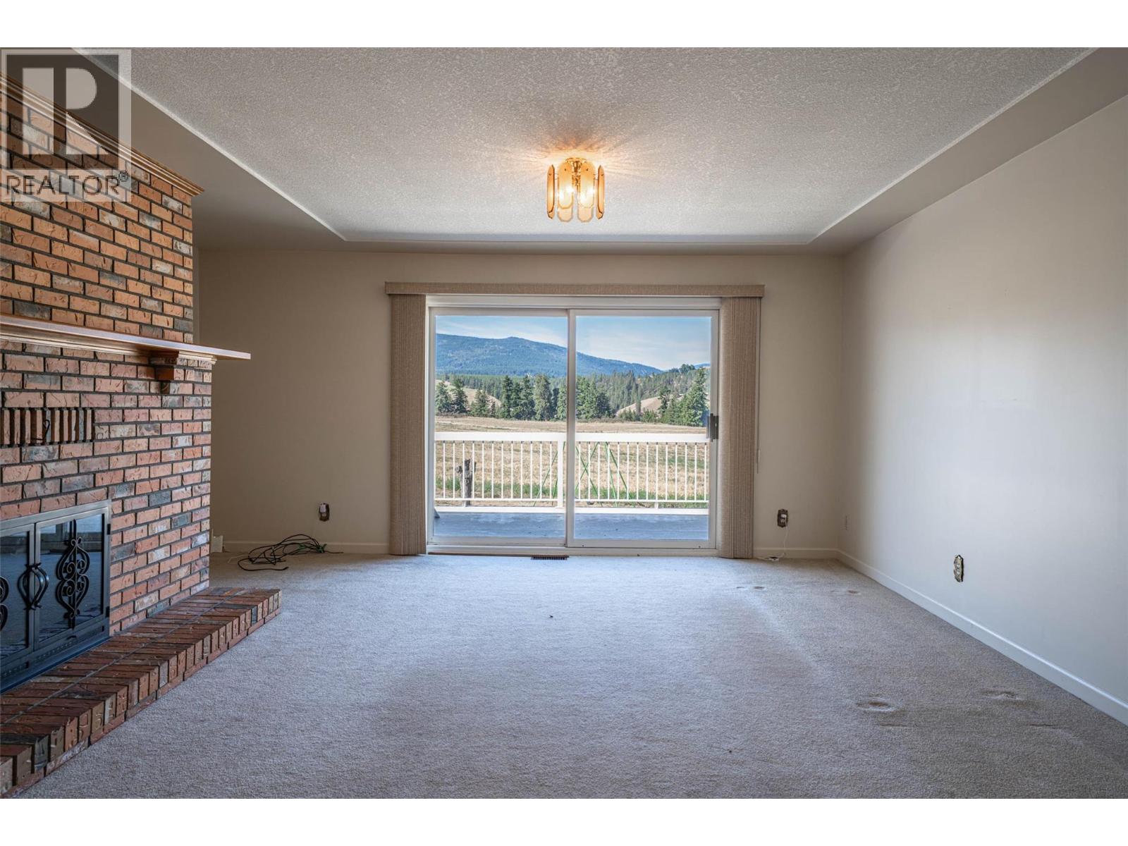 683 Clinton Road, Spallumcheen, British Columbia  V4Y 0P3 - Photo 30 - 10363368