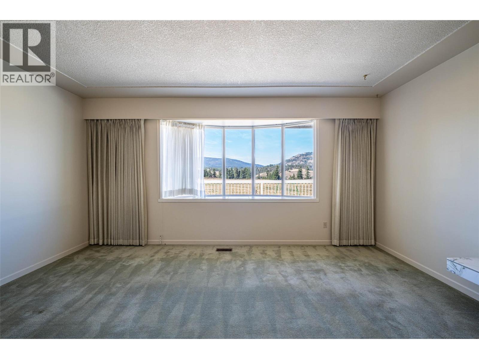 683 Clinton Road, Spallumcheen, British Columbia  V4Y 0P3 - Photo 36 - 10363368
