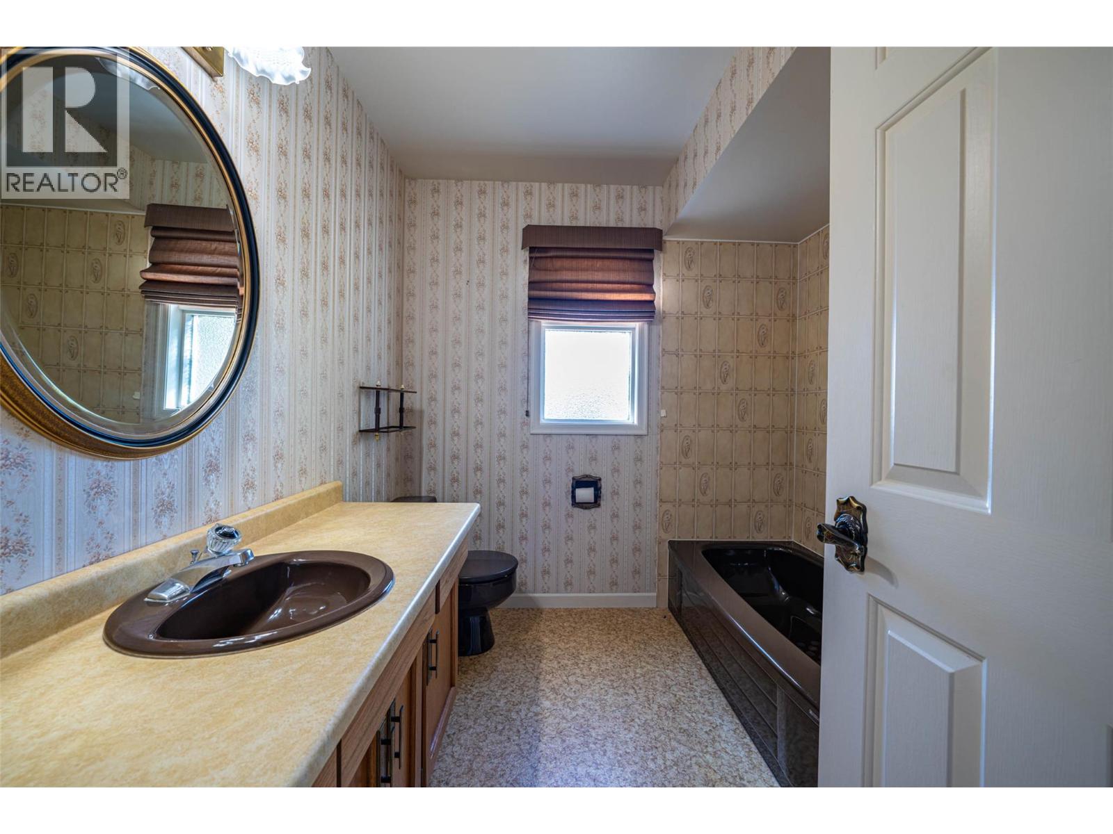 683 Clinton Road, Spallumcheen, British Columbia  V4Y 0P3 - Photo 44 - 10363368