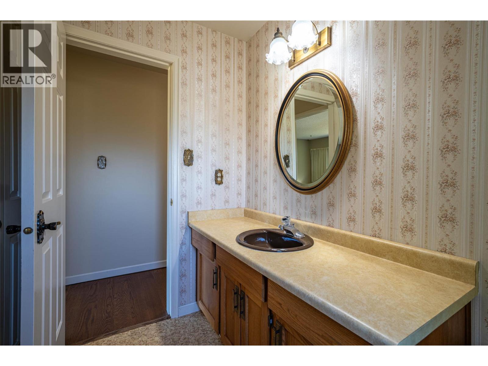 683 Clinton Road, Spallumcheen, British Columbia  V4Y 0P3 - Photo 47 - 10363368