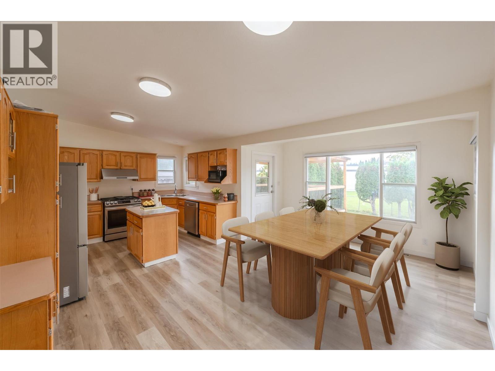 10703 Prairie Valley Road, Summerland, British Columbia  V0H 1Z8 - Photo 2 - 10365610