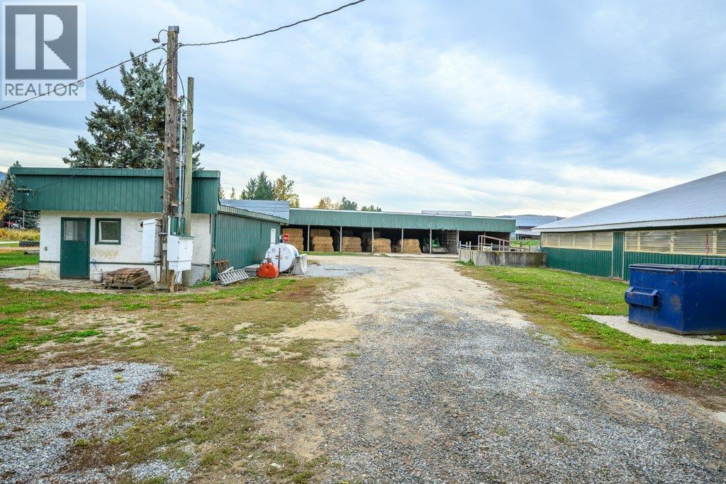 128 Grindrod Westside Road, Grindrod, British Columbia  V0E 1Y0 - Photo 10 - 10365583