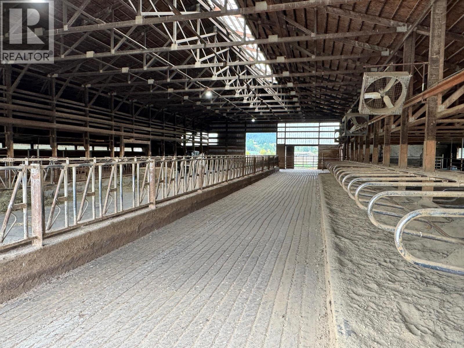 128 Grindrod Westside Road, Grindrod, British Columbia  V0E 1Y0 - Photo 20 - 10365583