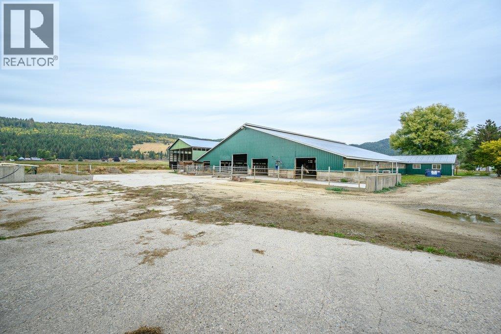 128 Grindrod Westside Road, Grindrod, British Columbia  V0E 1Y0 - Photo 8 - 10365583