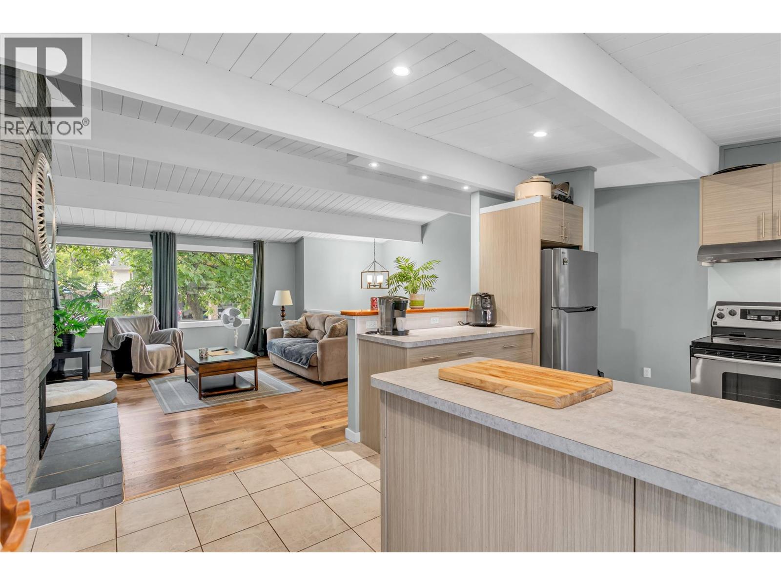 1415 Highland Drive S, Kelowna, British Columbia  V1Y 3W3 - Photo 12 - 10365215