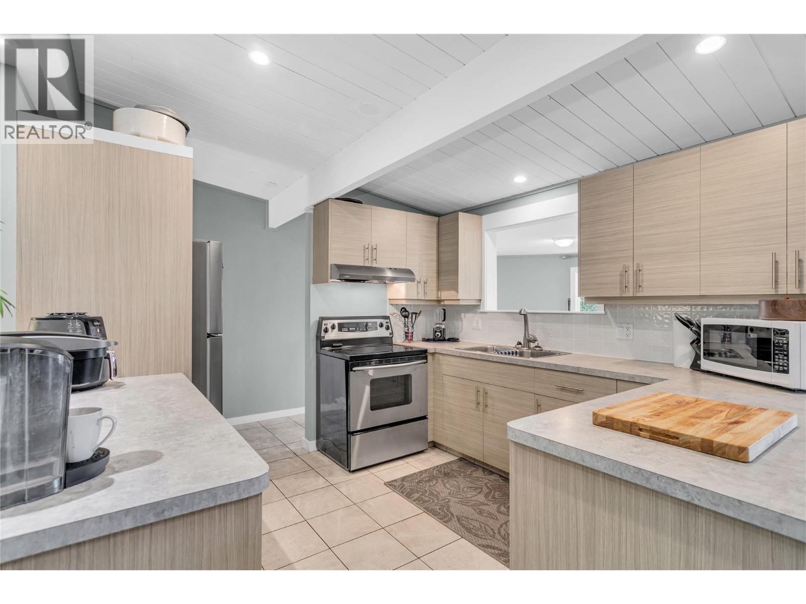 1415 Highland Drive S, Kelowna, British Columbia  V1Y 3W3 - Photo 9 - 10365215