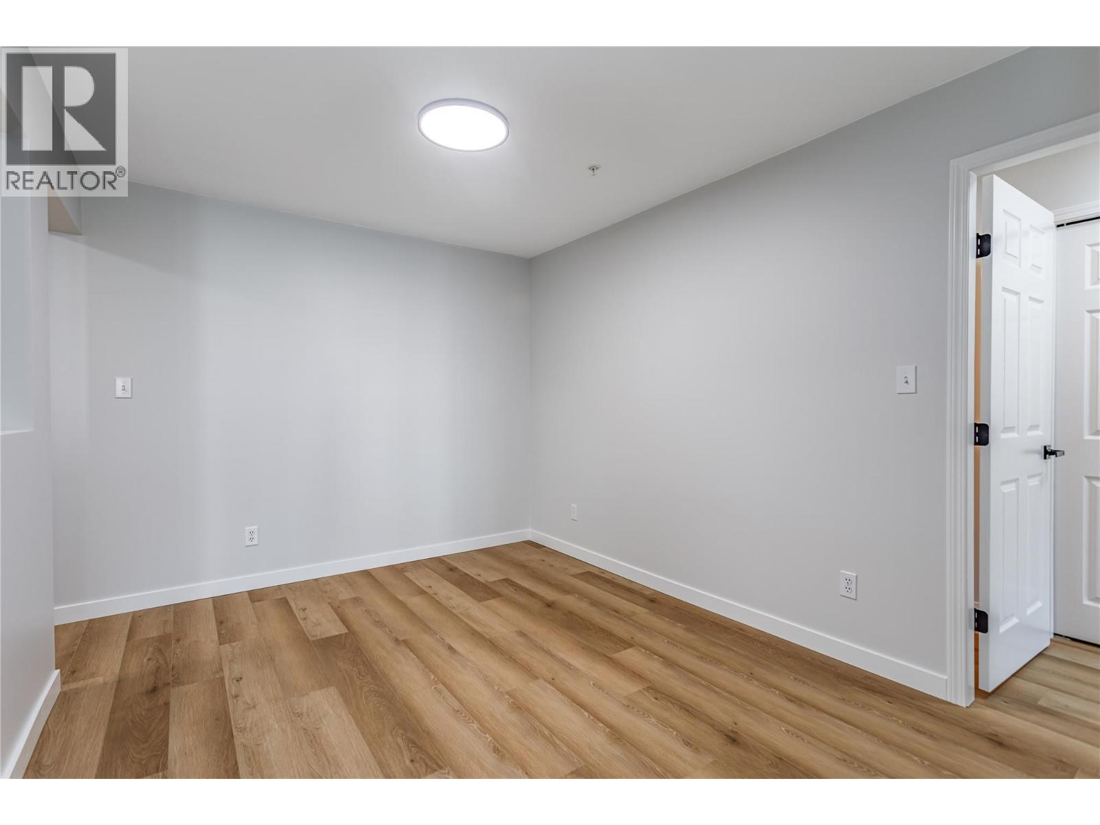 3806 35 Avenue Unit# 309, Vernon, British Columbia  V1T 9N6 - Photo 5 - 10365512