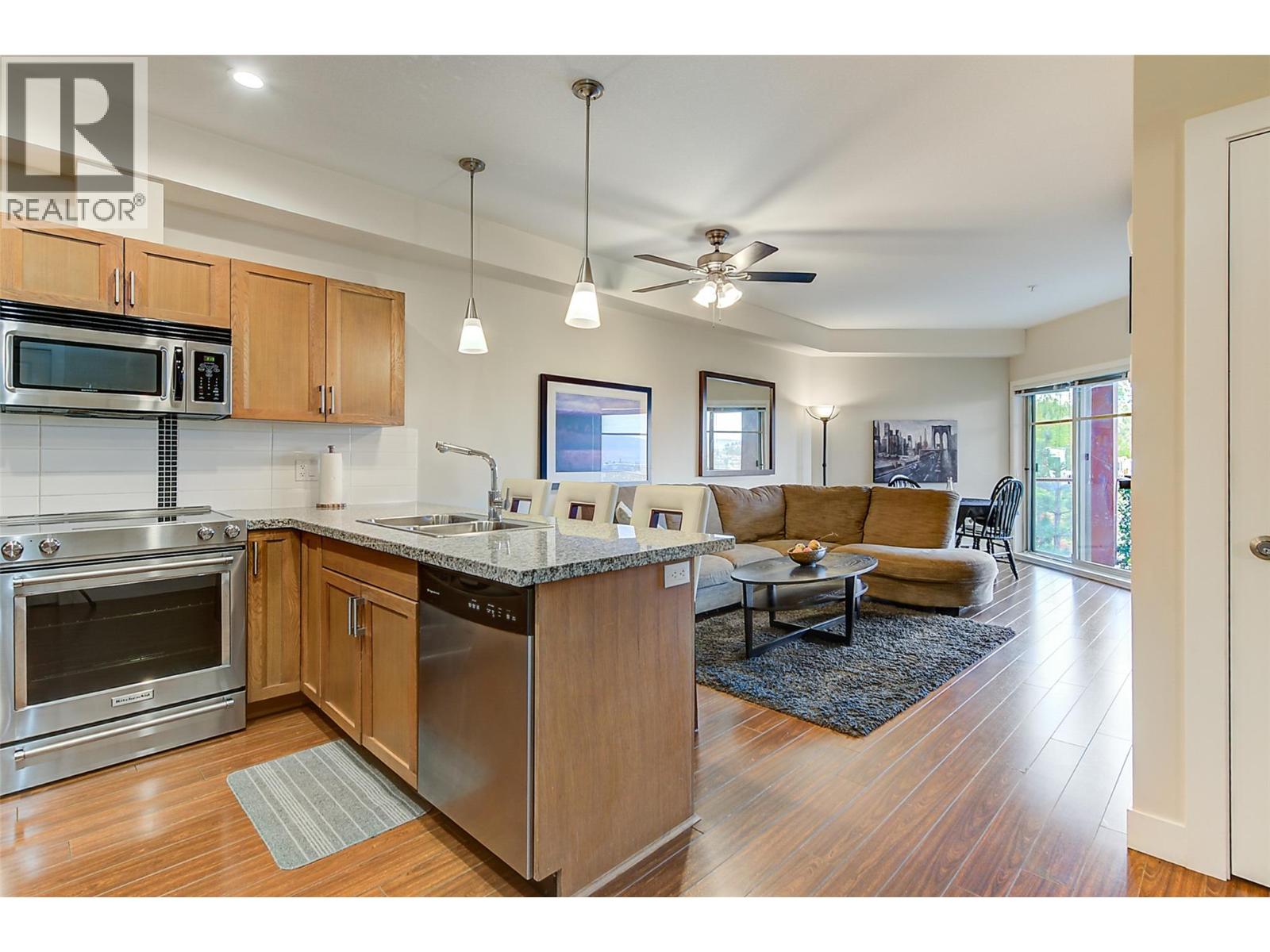 3205 Skyview Lane Unit# 205, West Kelowna, British Columbia  V4T 2Y2 - Photo 4 - 10365364