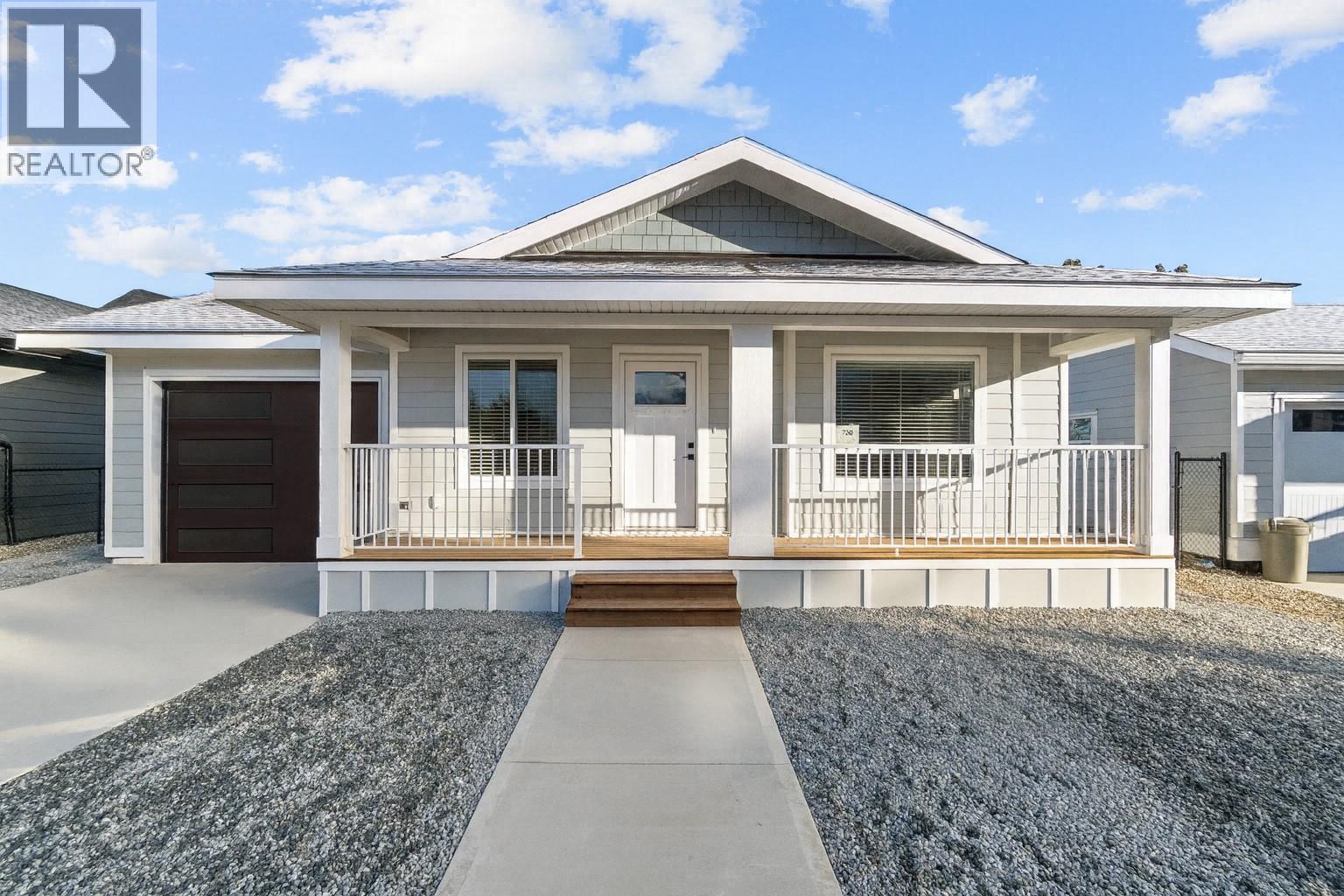 730 Elderberry Walk, Sicamous, British Columbia  V0E 2V0 - Photo 1 - 10365539