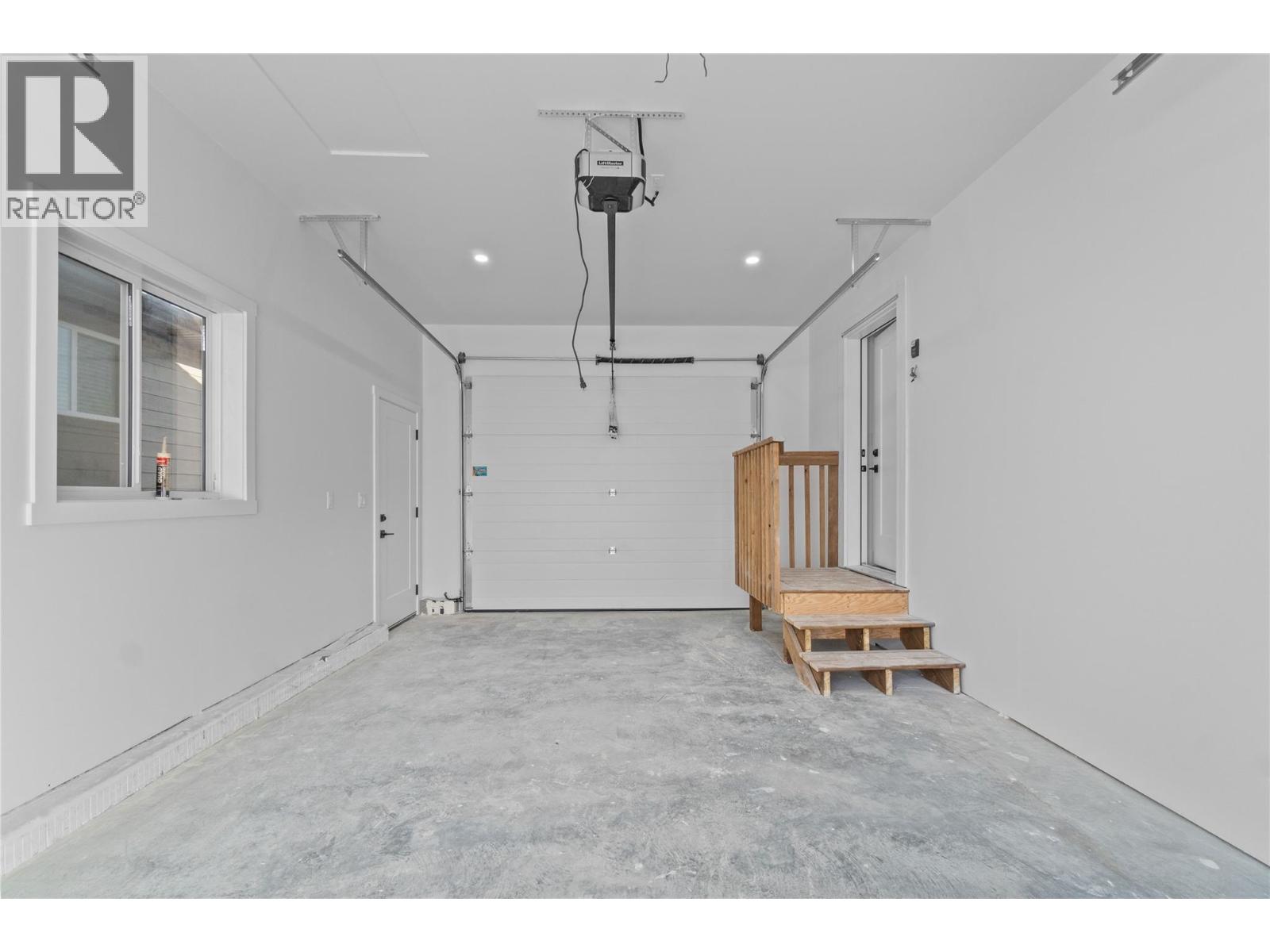 730 Elderberry Walk, Sicamous, British Columbia  V0E 2V0 - Photo 28 - 10365539