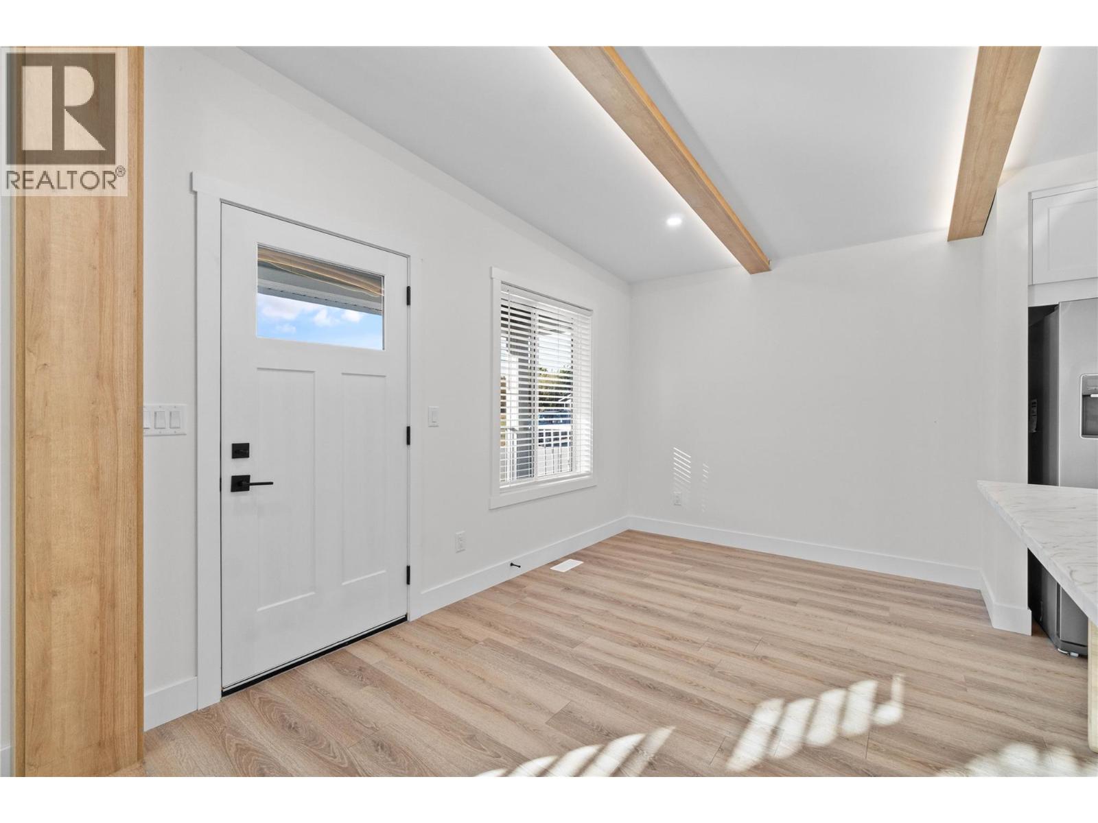 730 Elderberry Walk, Sicamous, British Columbia  V0E 2V0 - Photo 6 - 10365539