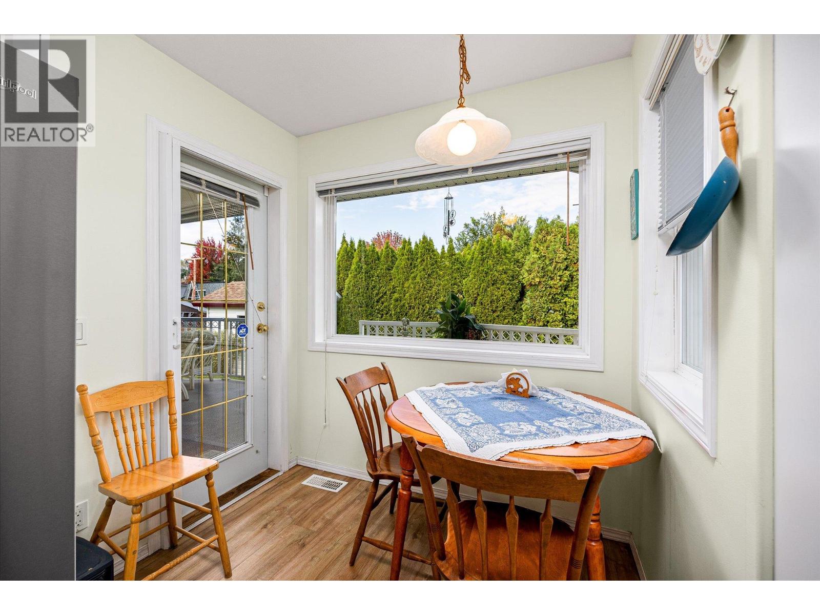 1160 Kneller Court, Kelowna, British Columbia  V1X 6V6 - Photo 14 - 10365316