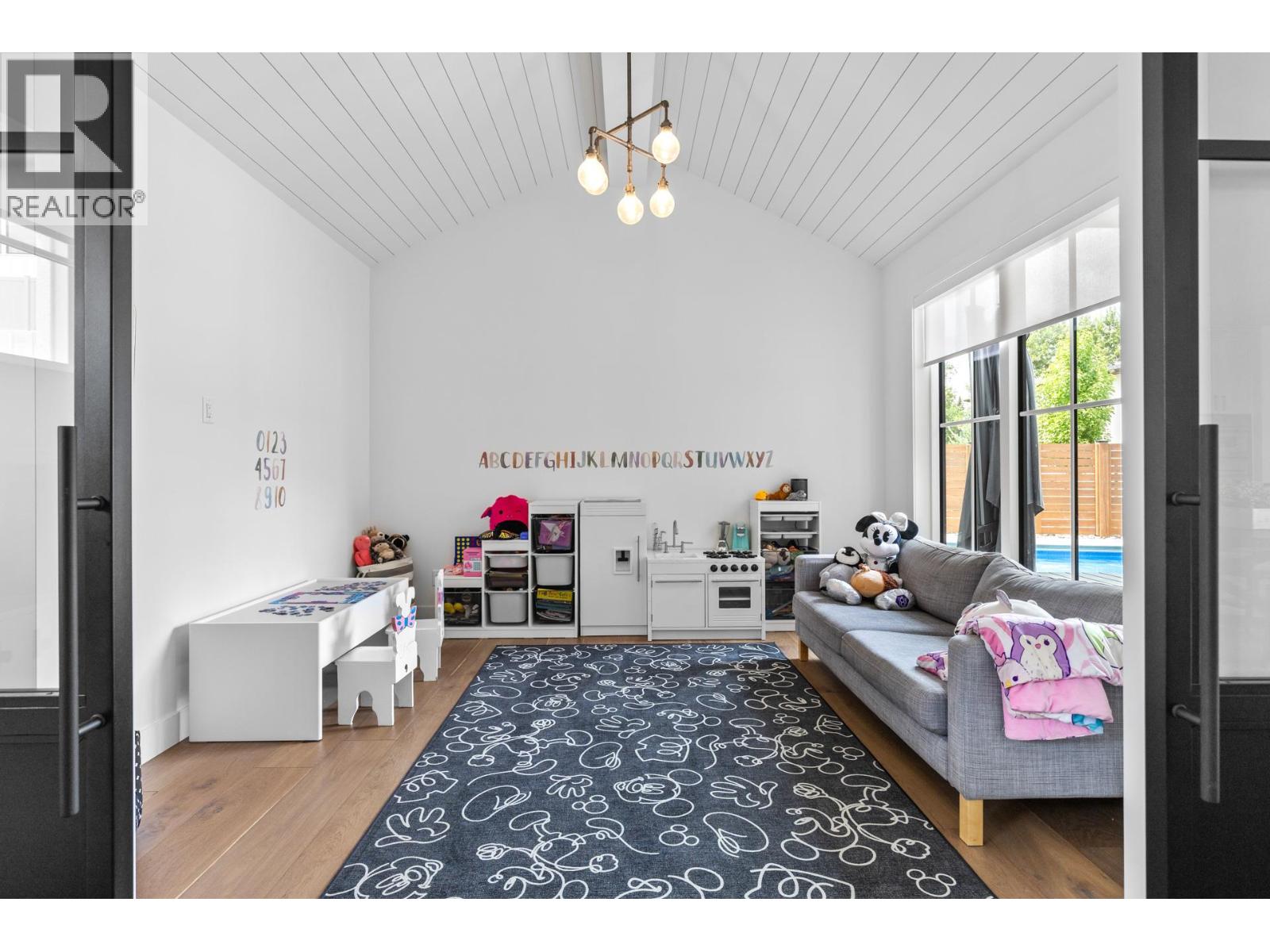 4243 Russo Street, Kelowna, British Columbia  V1W 0C6 - Photo 25 - 10365612