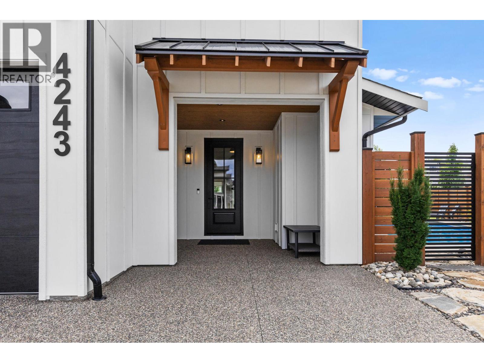 4243 Russo Street, Kelowna, British Columbia  V1W 0C6 - Photo 6 - 10365612